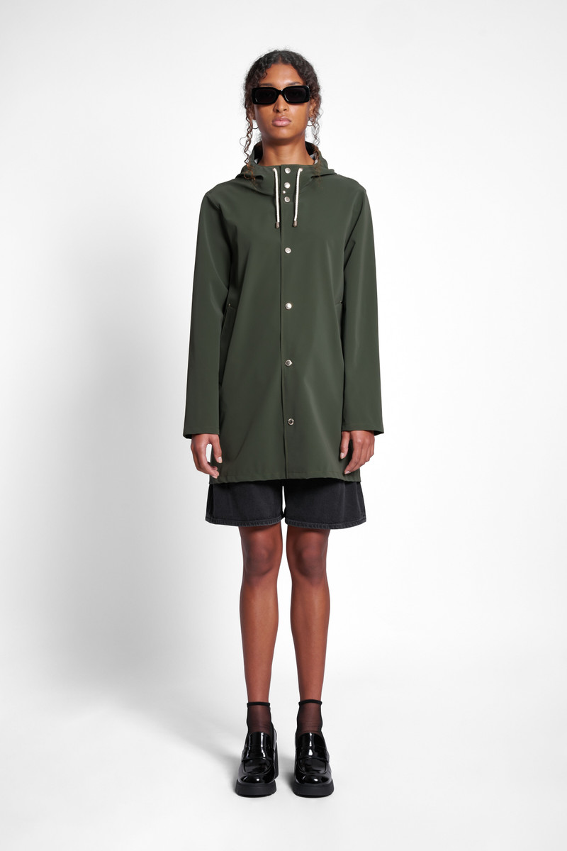 Stutterheim Stockholm Lightweight Matte Raincoat Green outlook