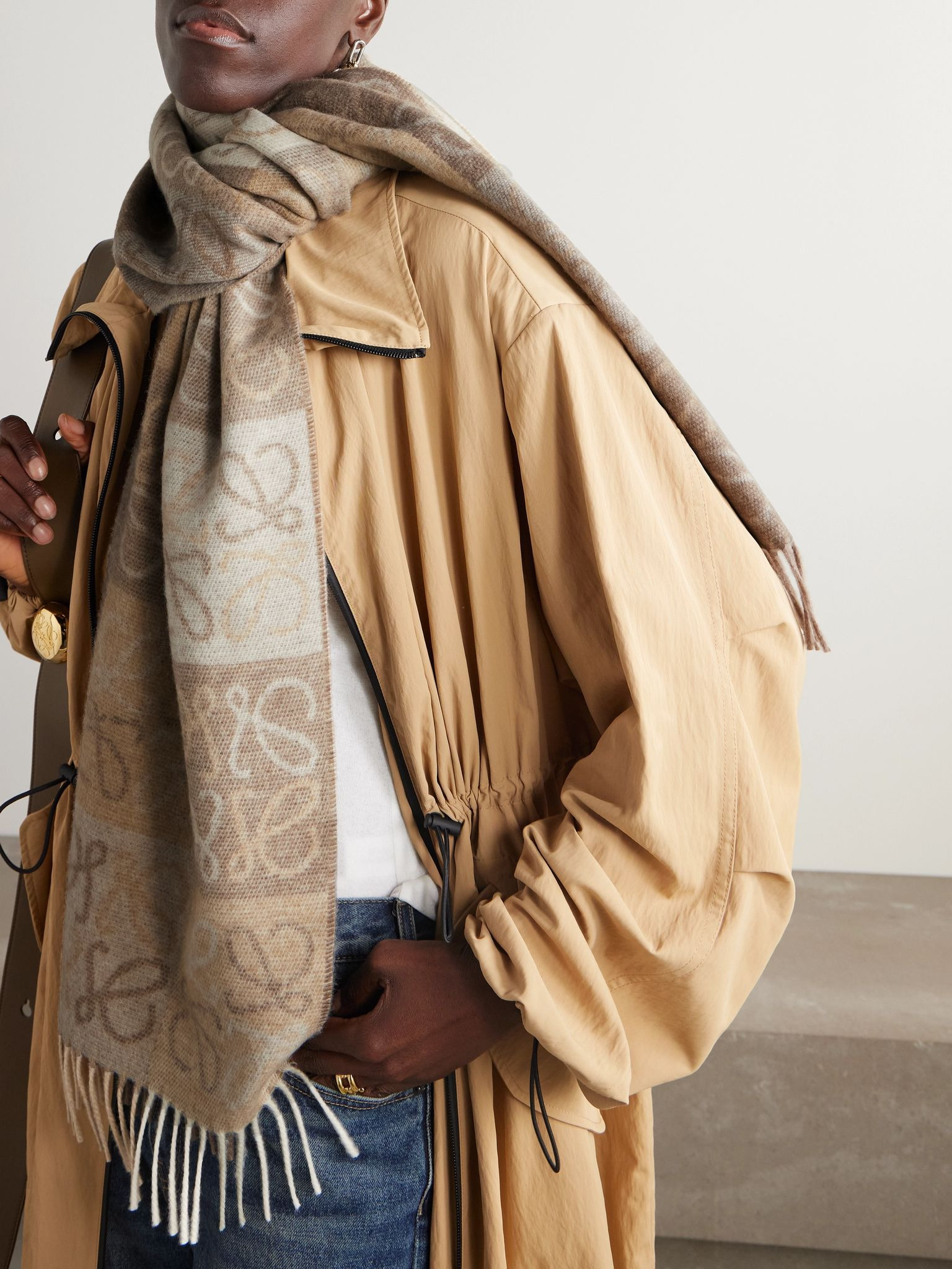 Fringed intarsia wool and cashmere-blend scarf Beige - 2