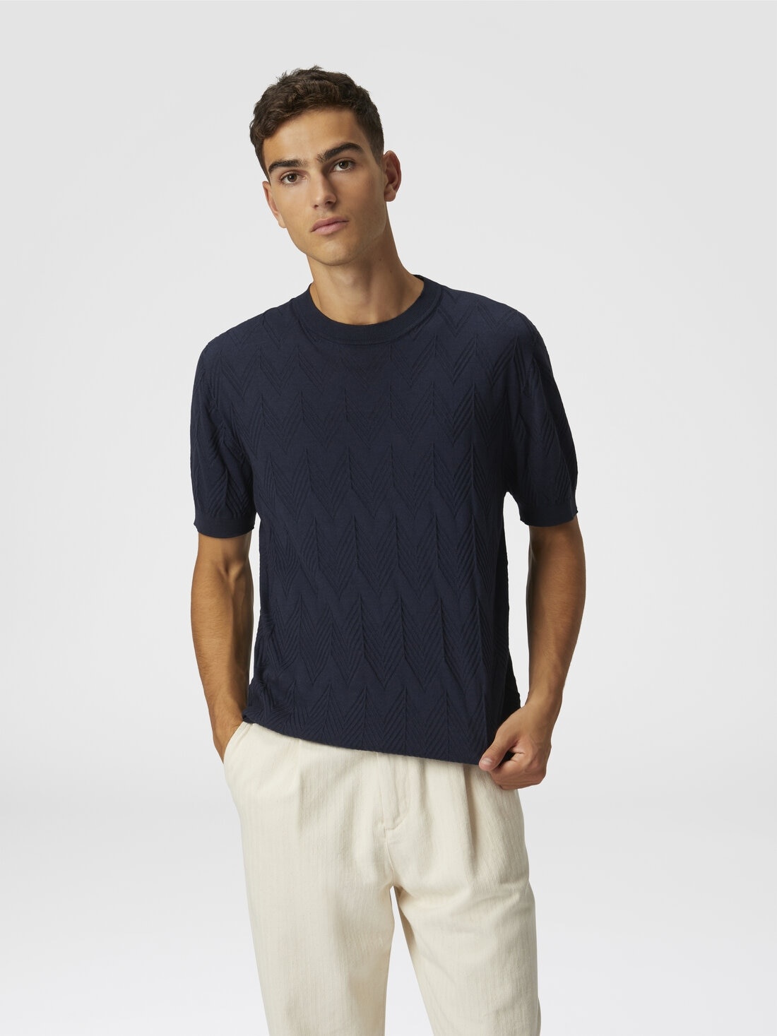 Cotton and silk knit crewneck T-shirt with 3D chevron - 4