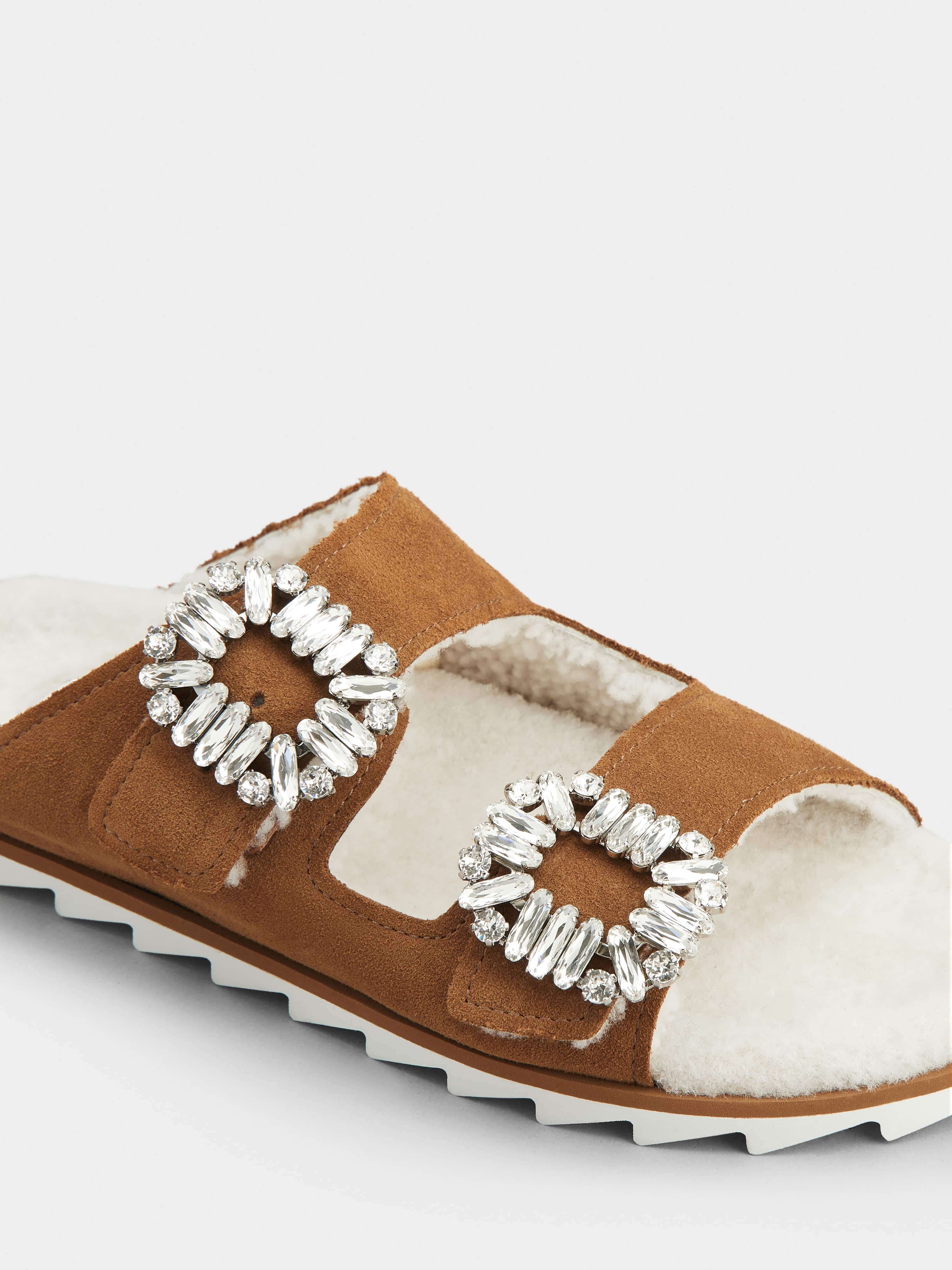 Slidy Viv' Fur Strass Buckle Mukes in Suede - 3