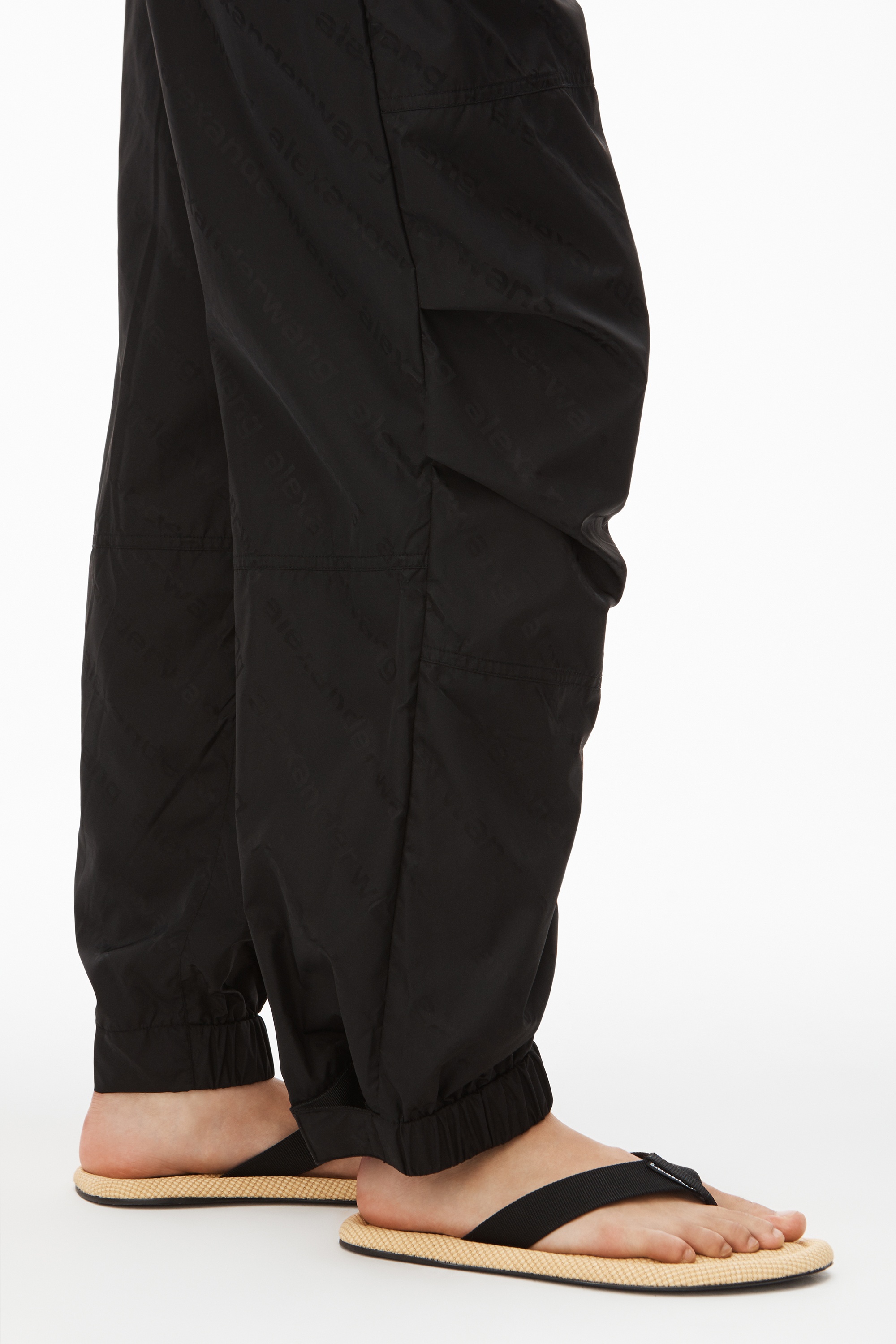 TRACK PANT IN LOGO JACQUARD NYLON - 7