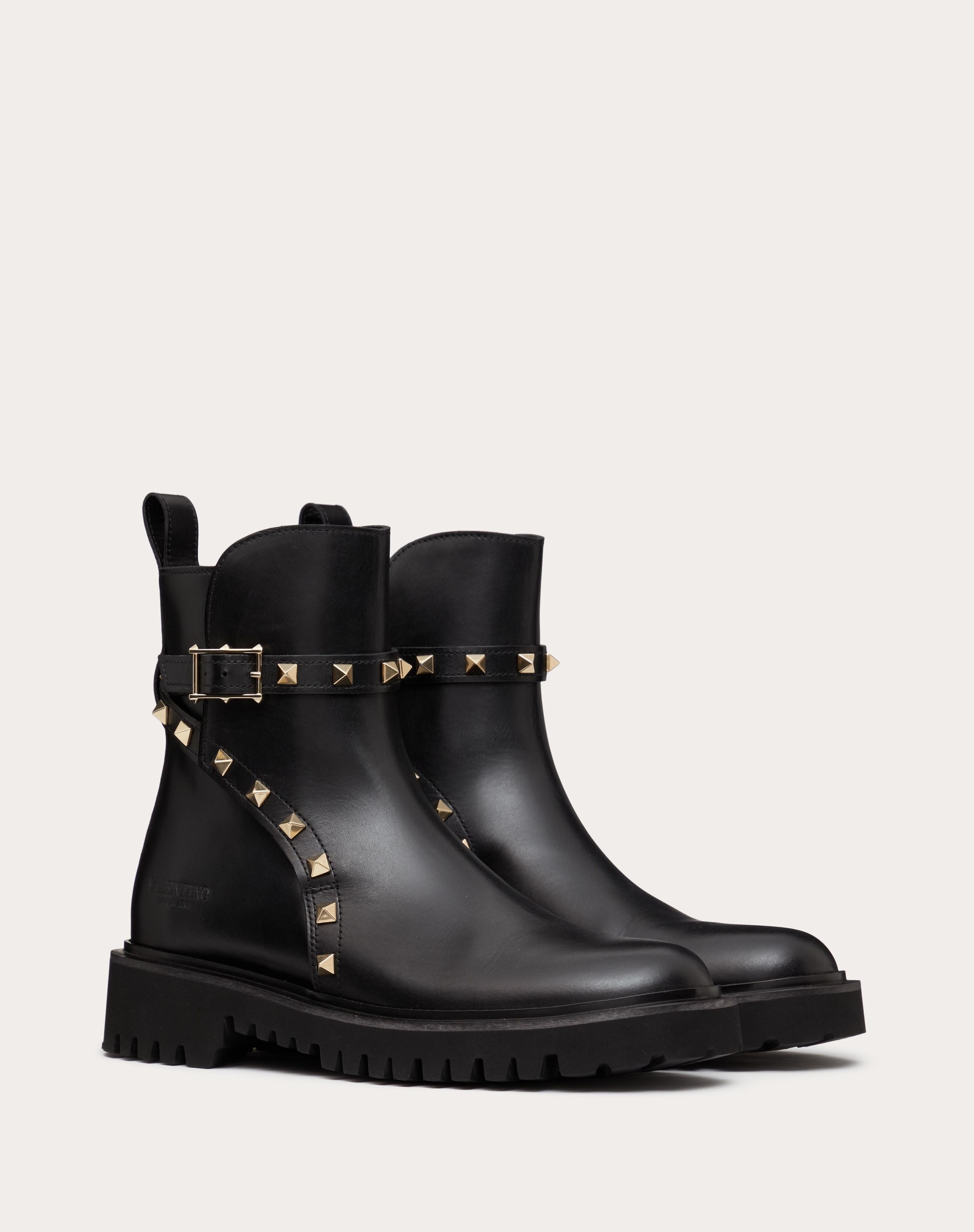 ROCKSTUD CALFSKIN ANKLE BOOT 40 MM - 2