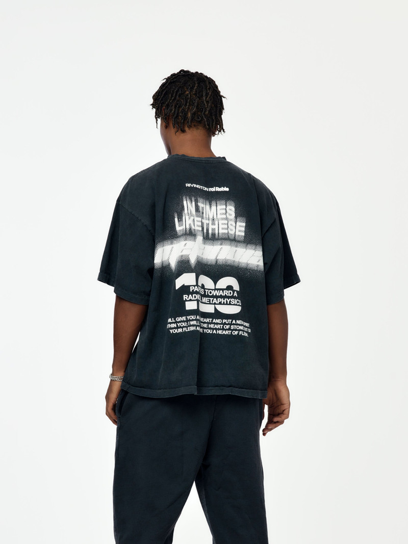 RIVINGTON roi Rebis IN TIMES LIKE THESE CVA TEE (MECH BLACK/GREY) outlook
