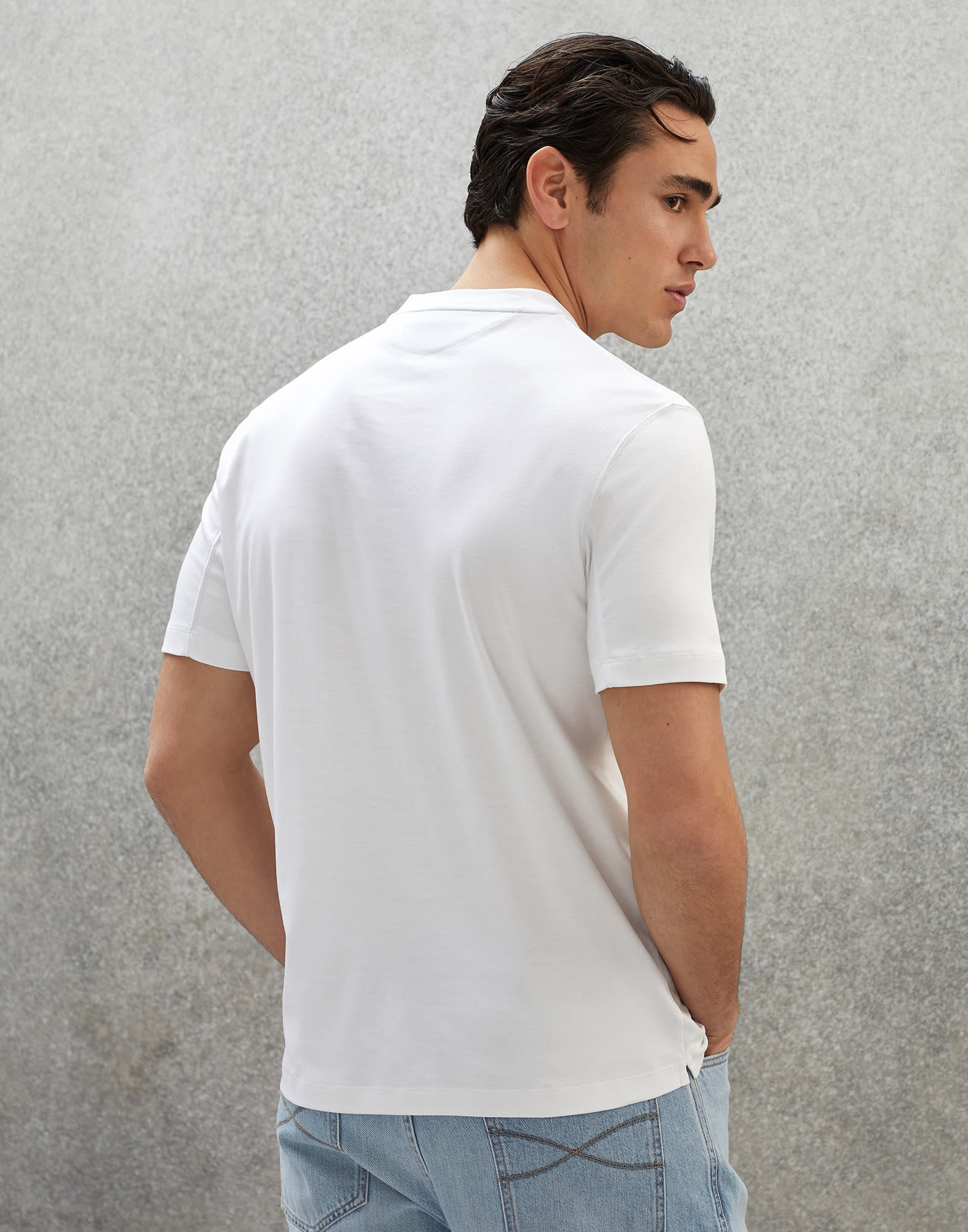 Cotton jersey slim fit T-shirt with V-neck - 2