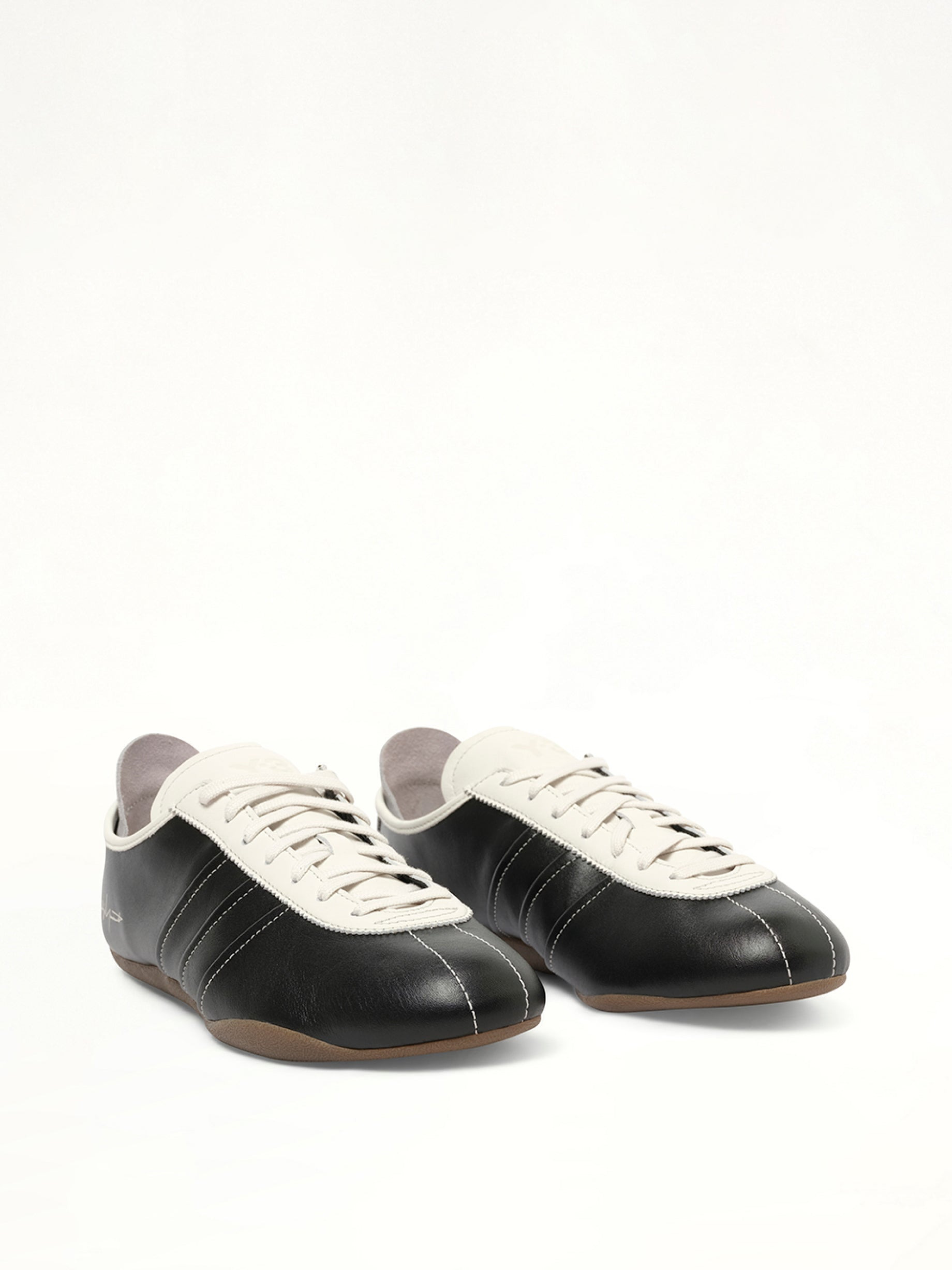 Tokyo Sneaker in Black - 2