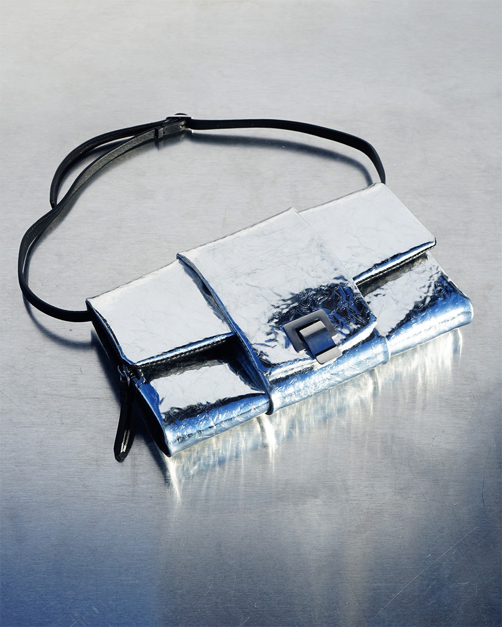 Flip Shoulder Bag in Crinkled Metallic - 8