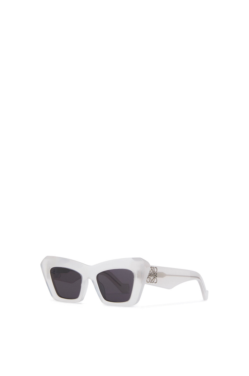 Loewe Cat's eye sunglasses outlook