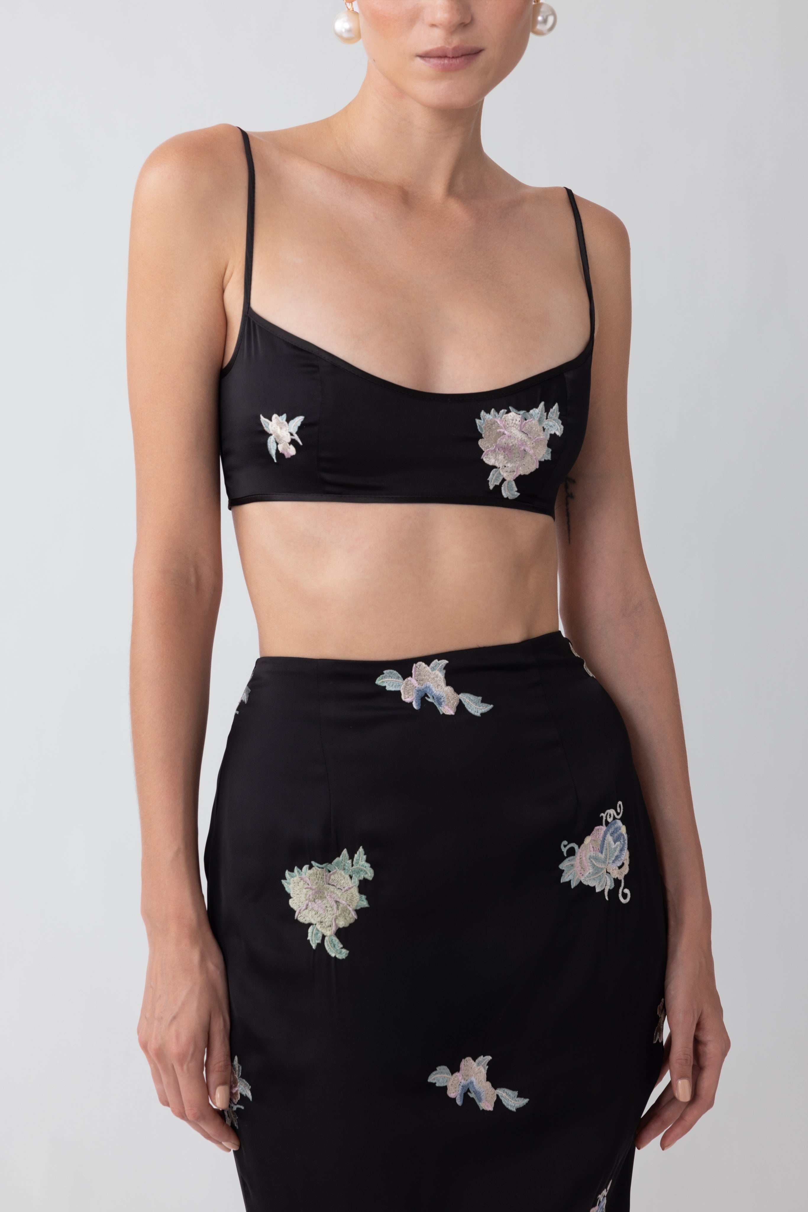 MIRA EMBROIDERED SET - 2