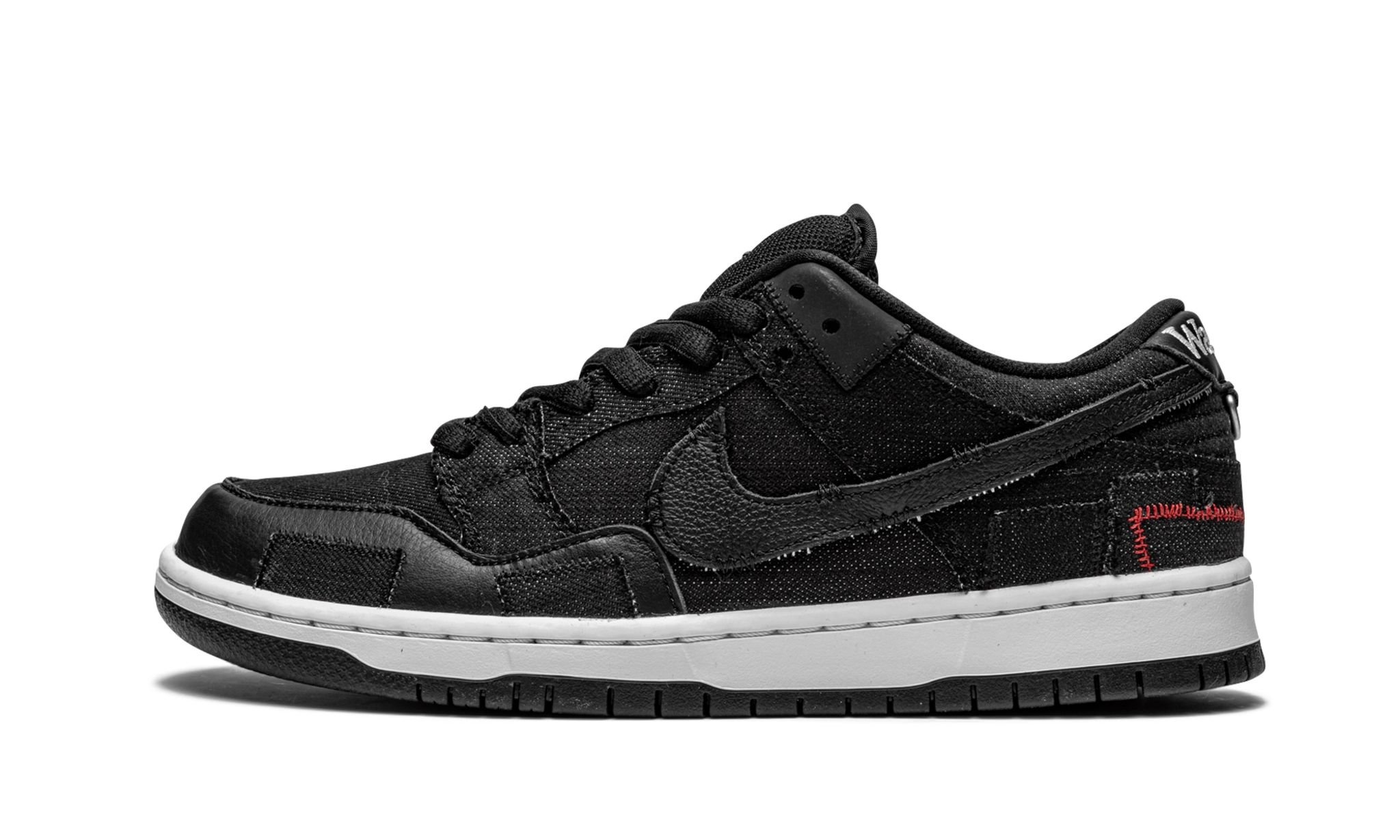 SB Dunk Low "Wasted Youth - Special Box" - 1