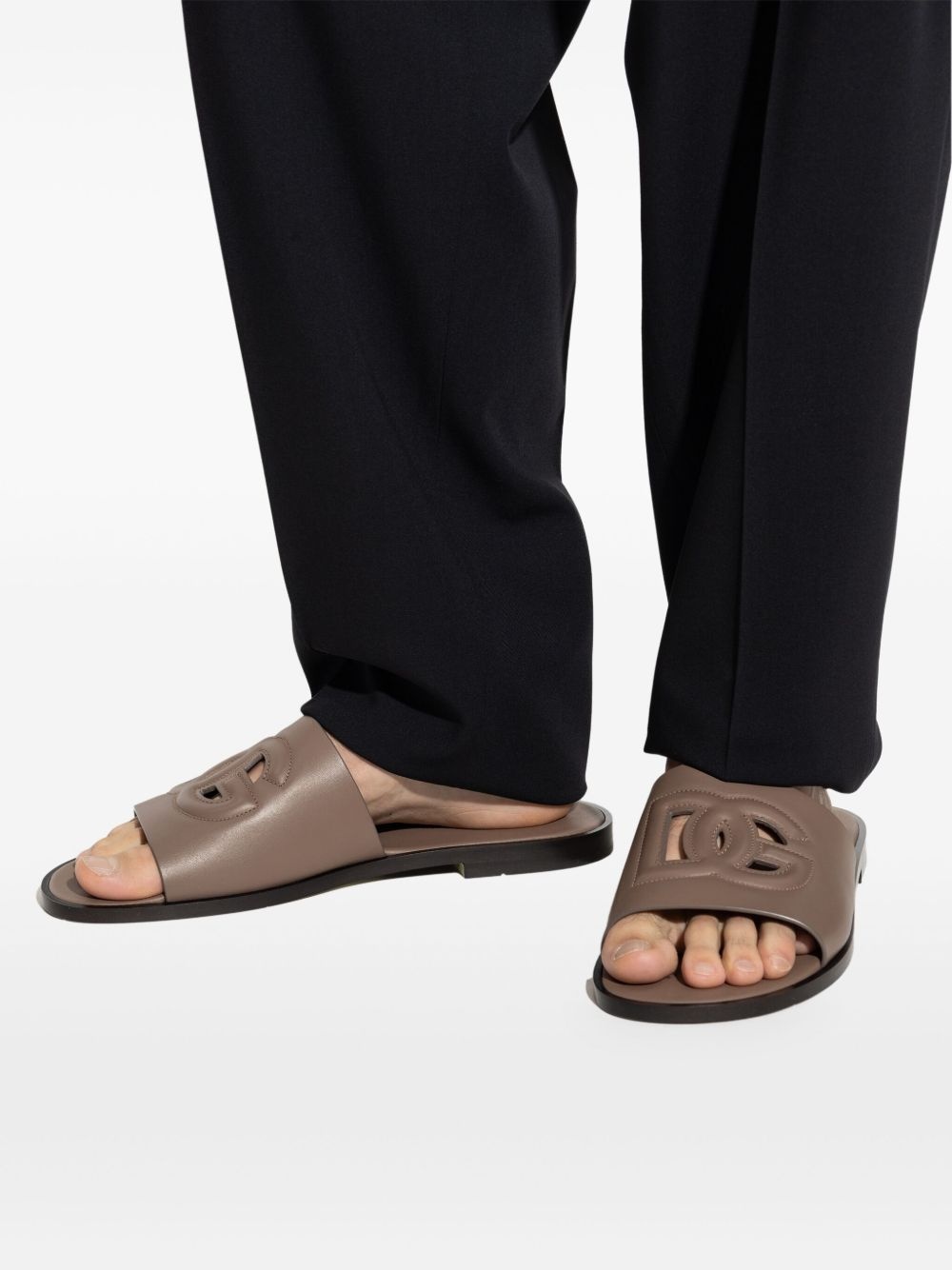 DG logo leather slides - 6