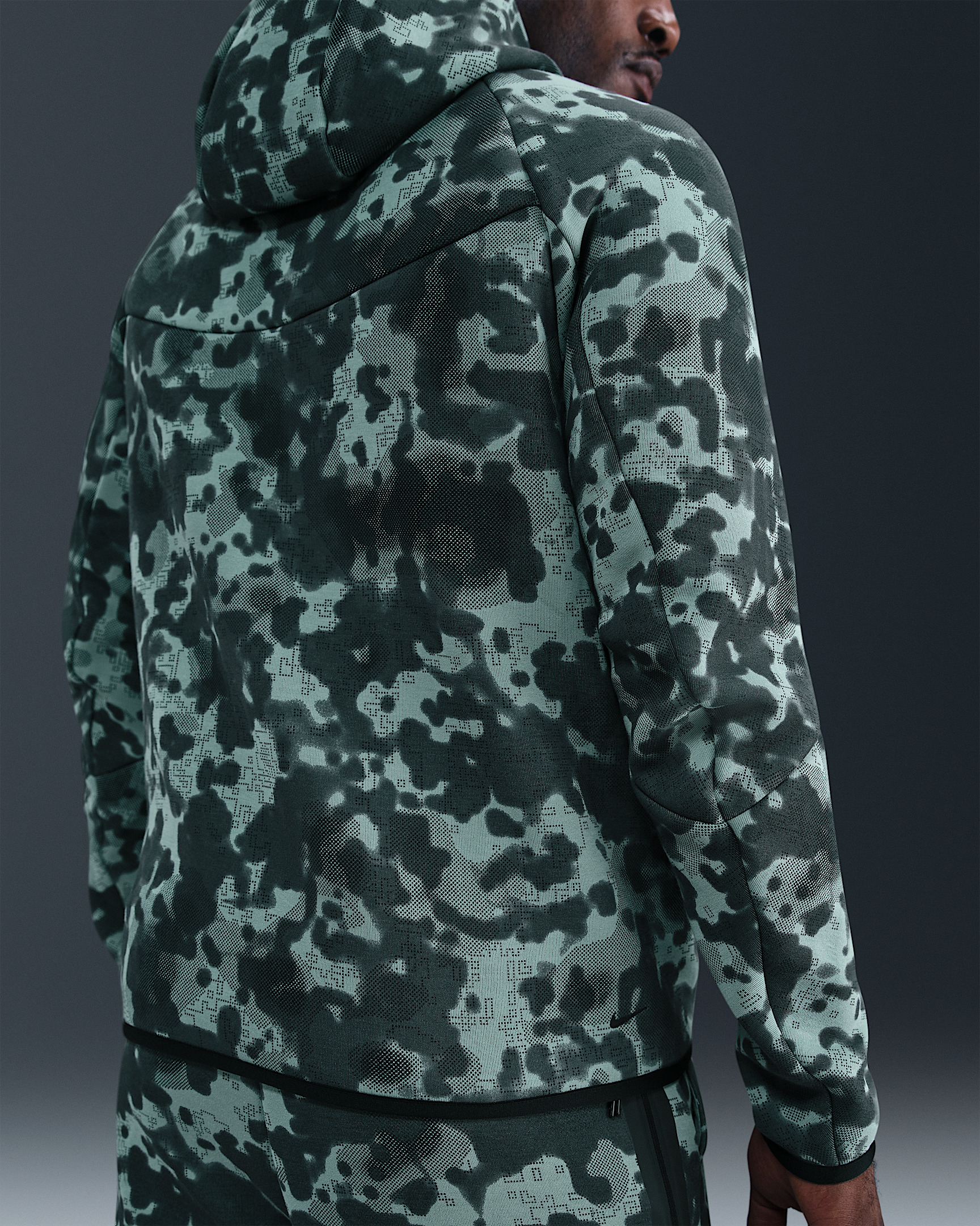 Nike Tech Men's Full-Zip Fleece Camo Windrunner Jacket - 2