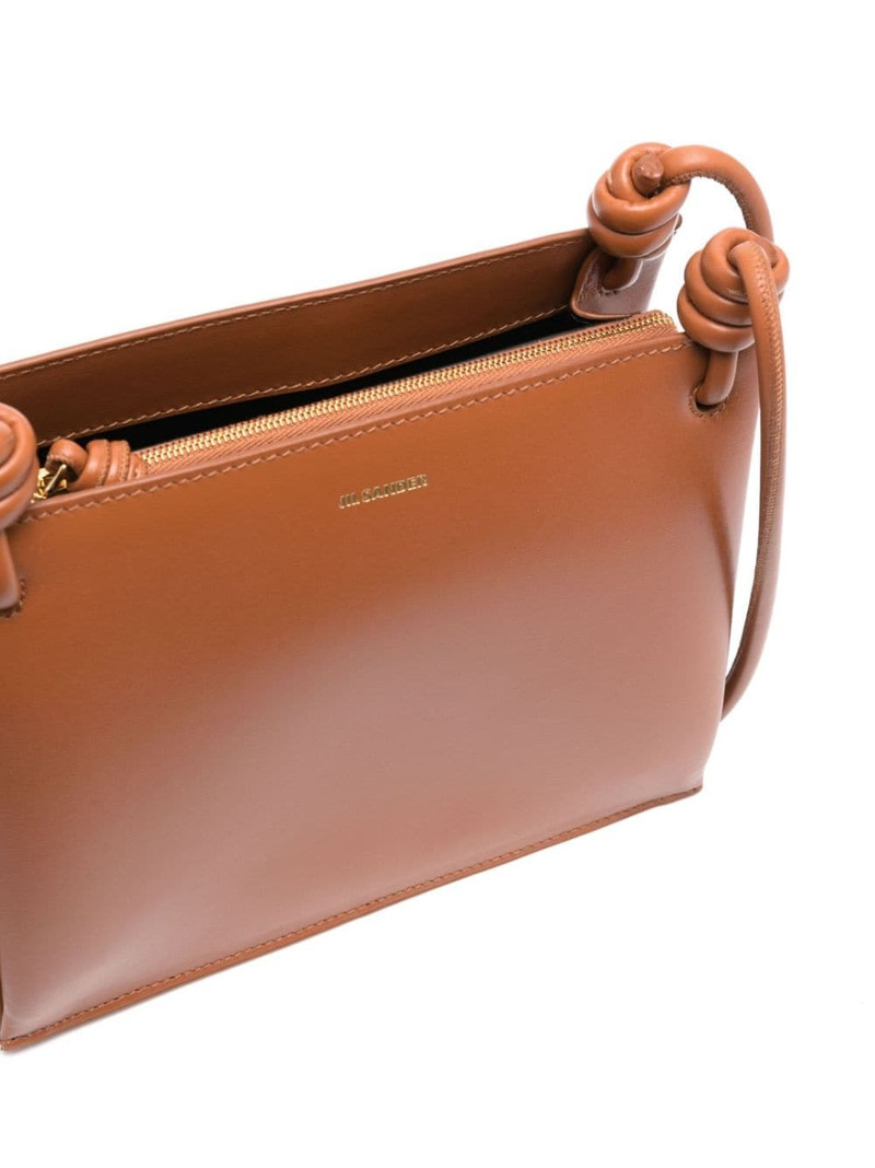 Giro logo-embossed shoulder bag 6