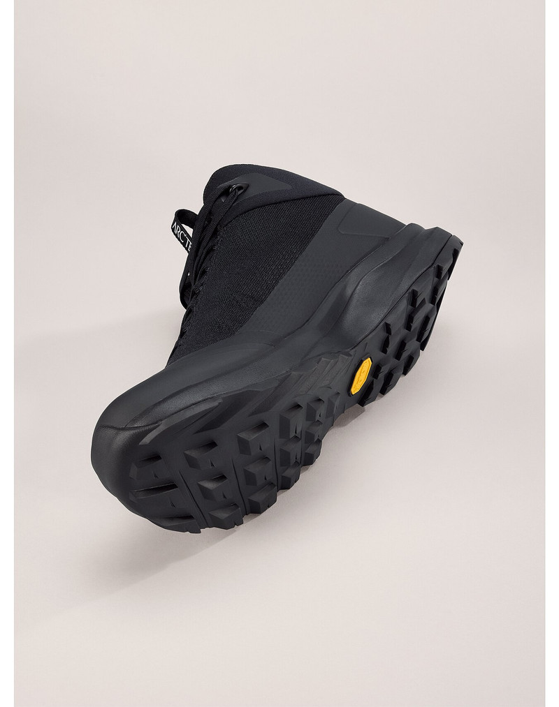 Aerios Aura Mid Shoe 5