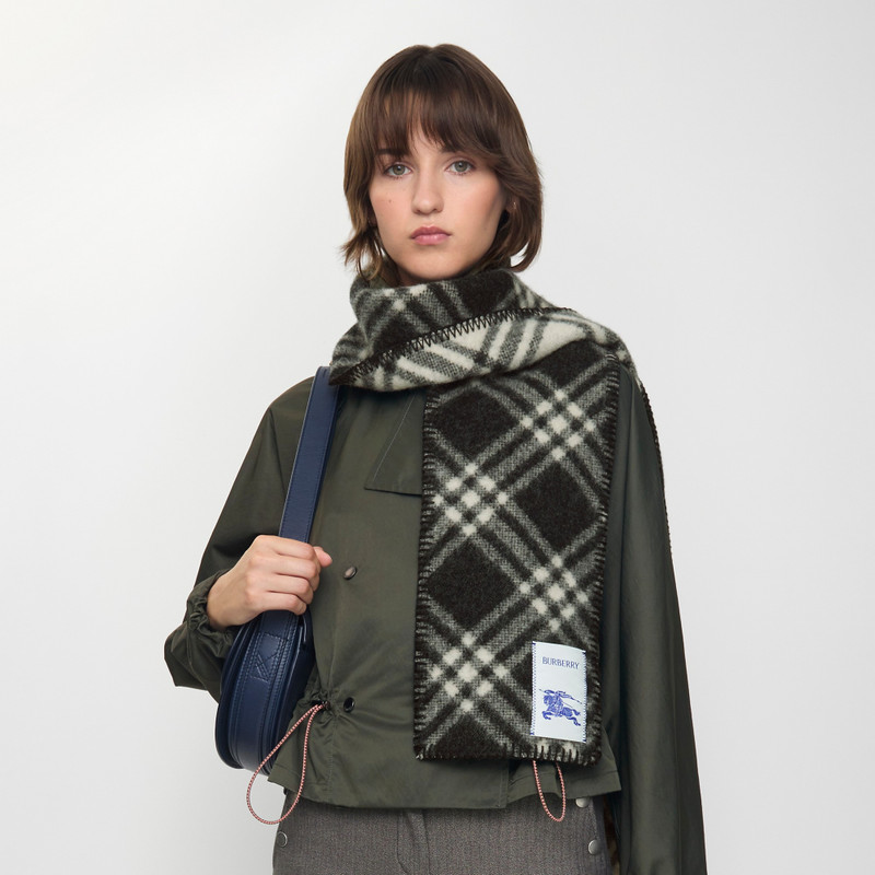 Burberry Narrow Check Wool Scarf outlook