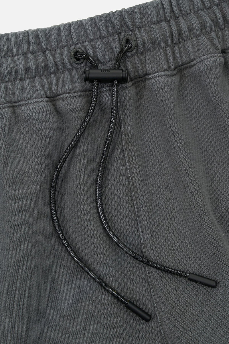 CLYDE ELASTICATED SHORT | VINTAGE BLACK ROSE 4