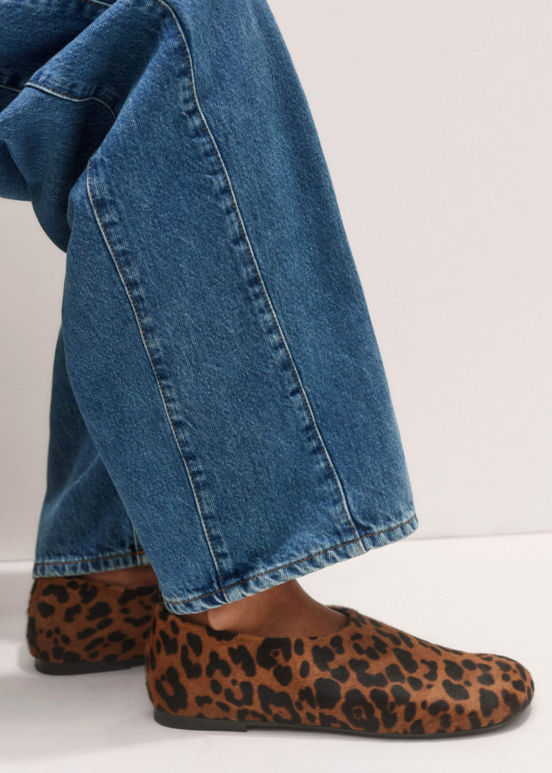 Asymmetric Slipper 4