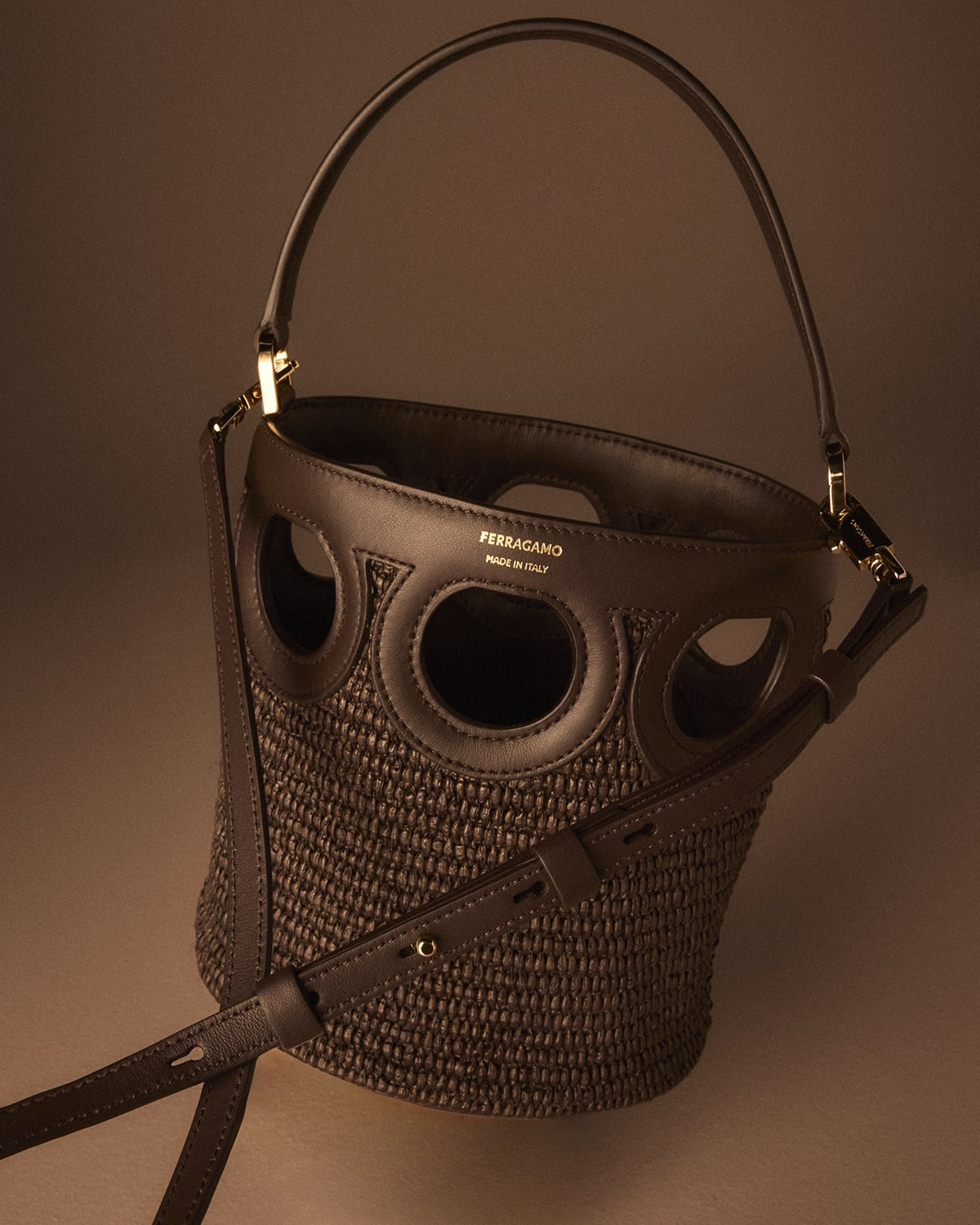 Cutout Raffia Bucket Bag - 6