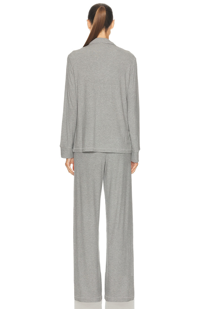 SKIMS Soft Lounge Sleep Set outlook