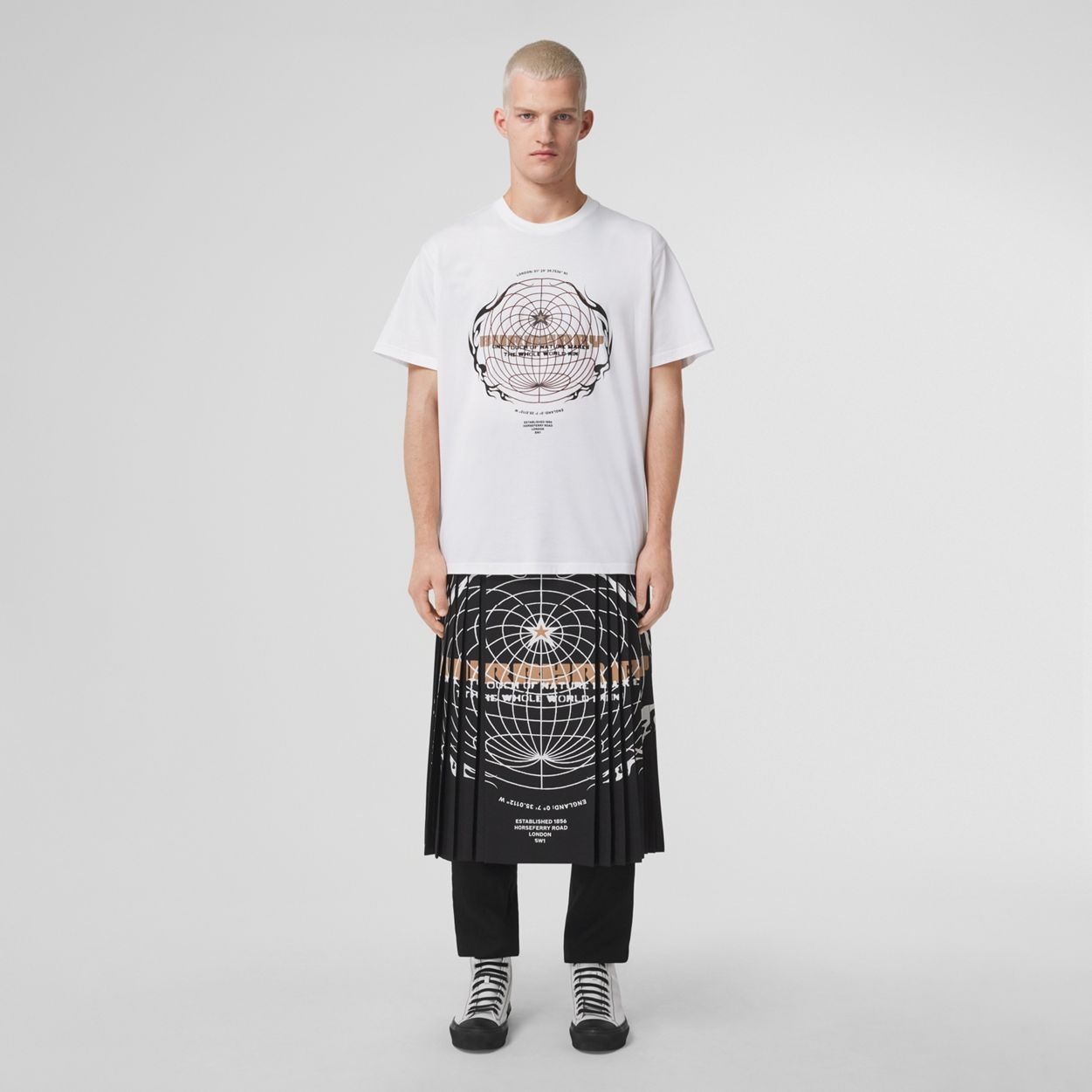 Globe Graphic Print Cotton Oversized T-shirt - 2