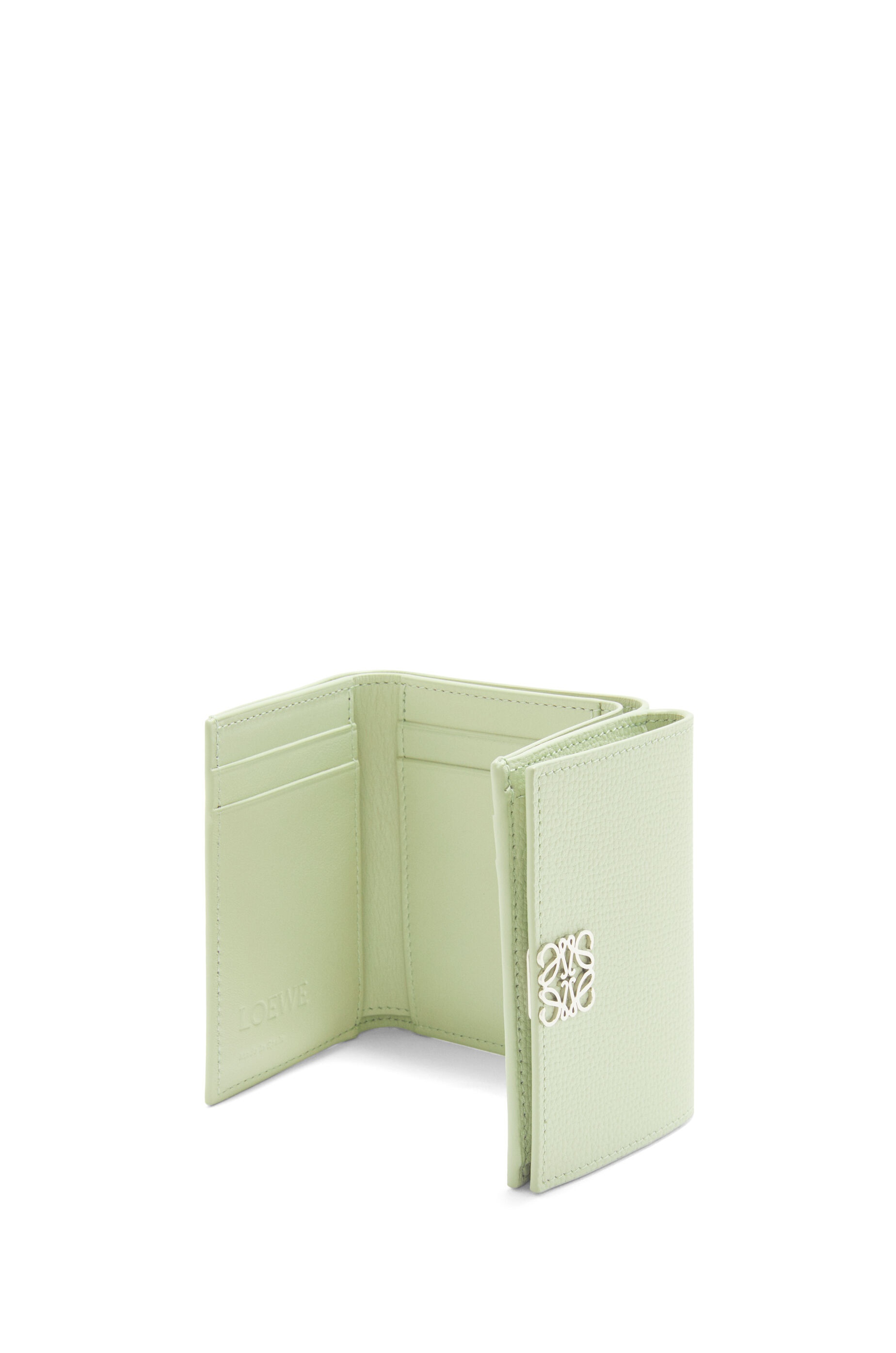 Anagram trifold wallet in pebble grain calfskin - 4