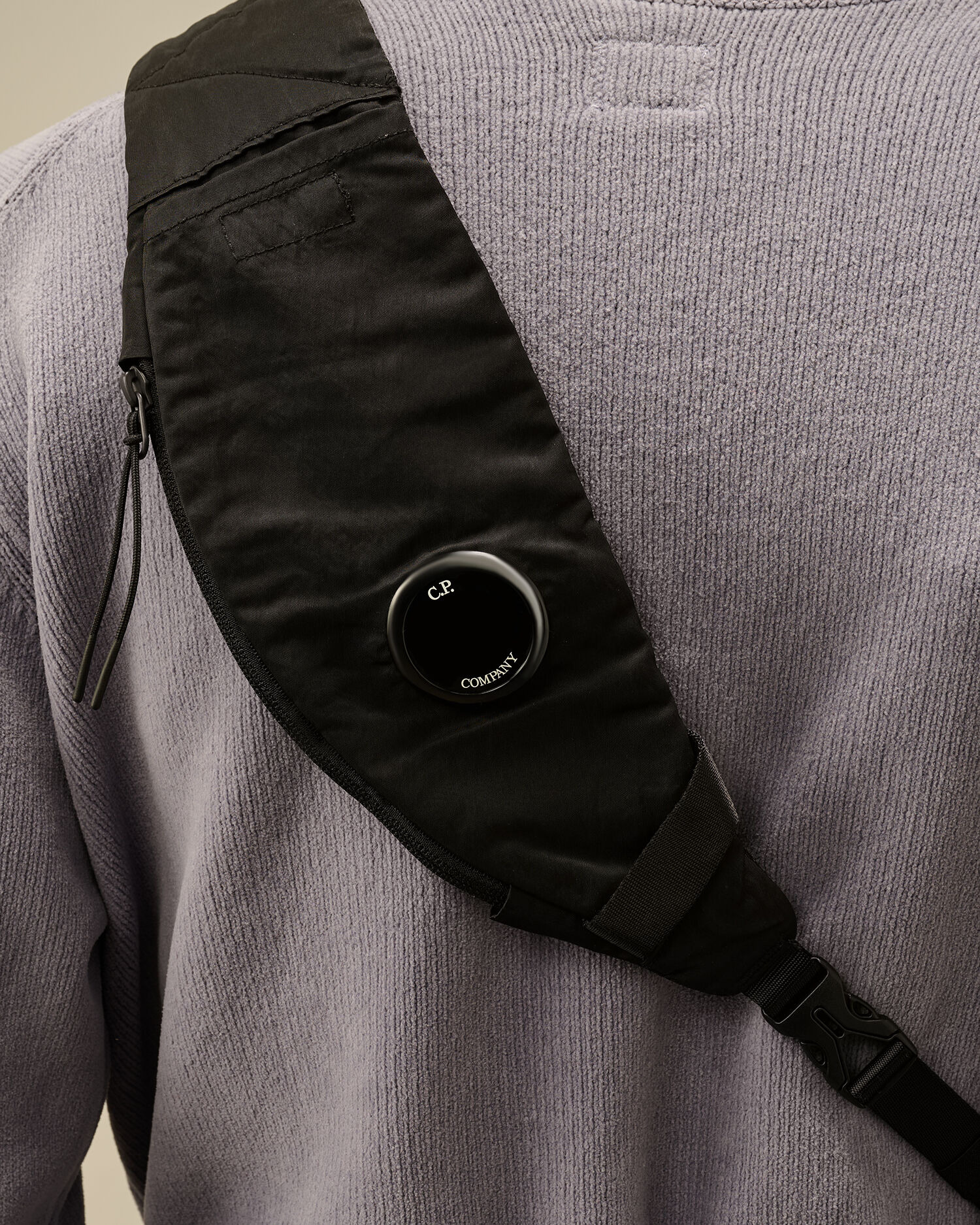 Nylon B Crossbody Rucksack - 4