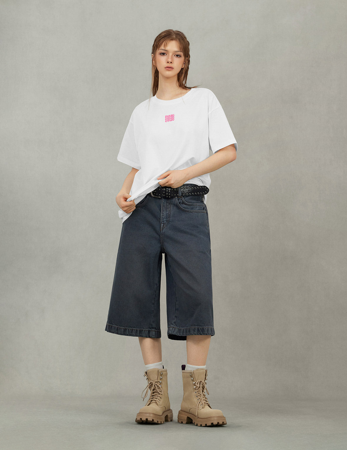 Logo and Graffiti Daicock Print Boyfriend T-Shirt - 7