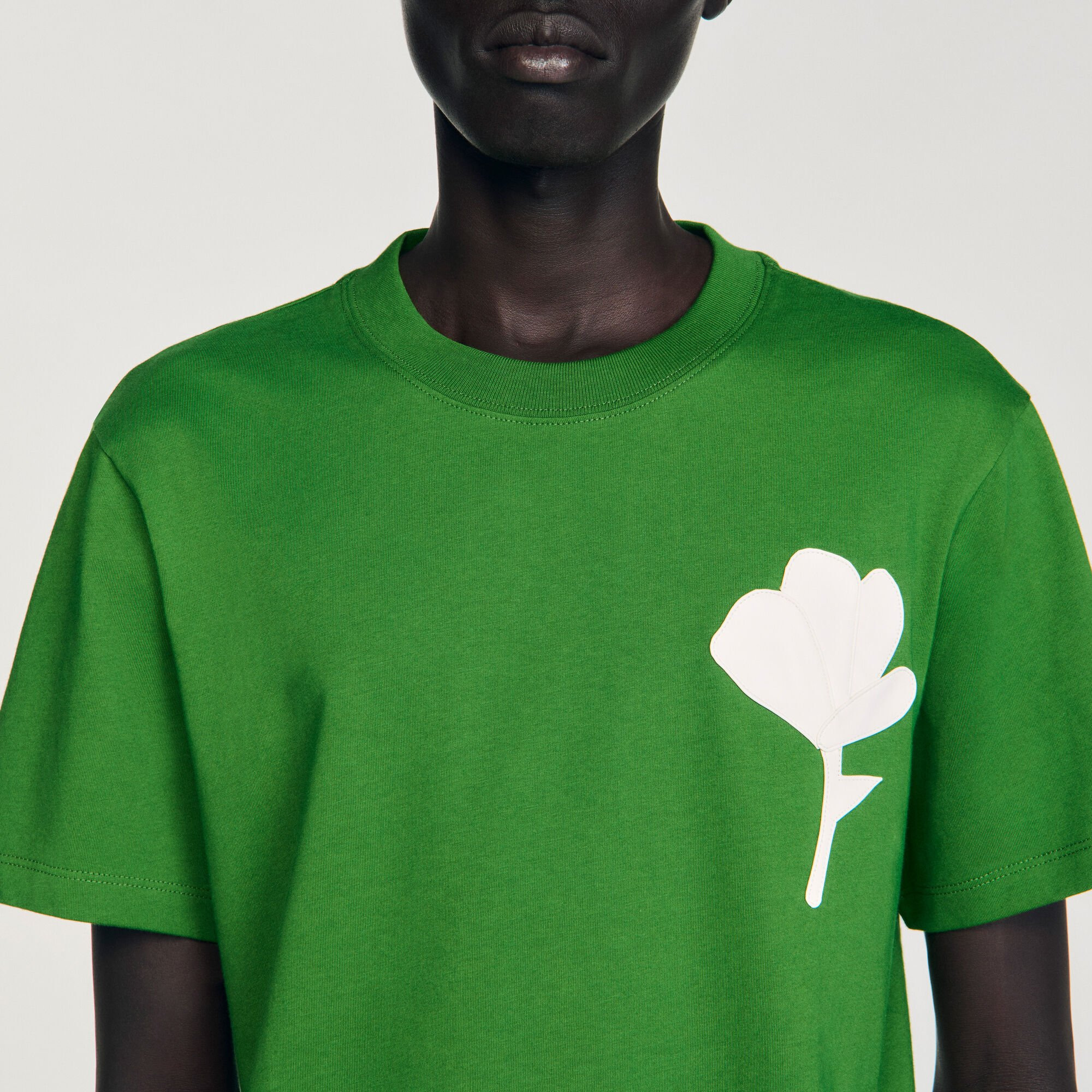 T-SHIRT WITH FLOWER PATCH - 3