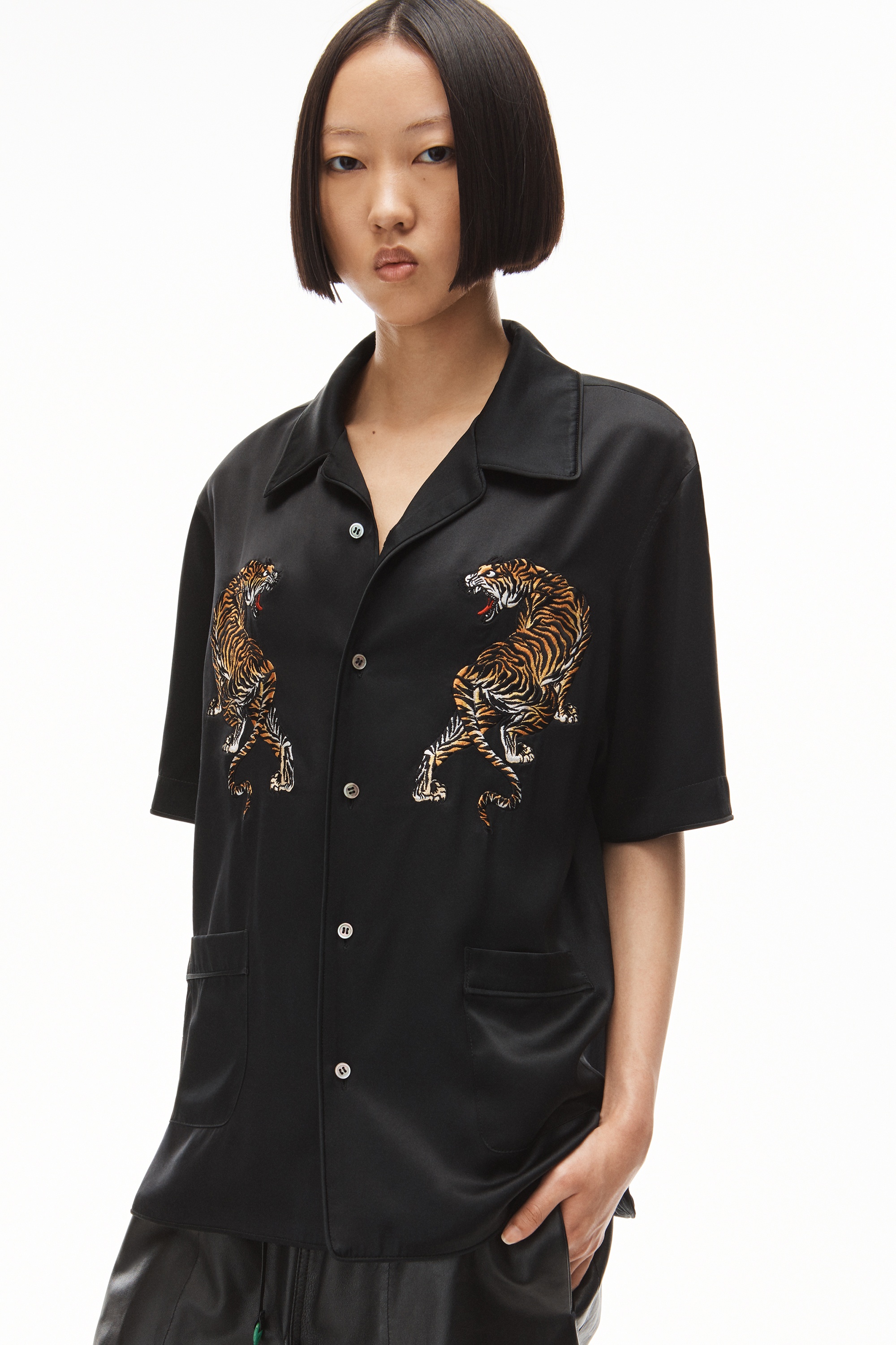 TIGER EMBROIDERY SHIRT IN SILK CHARMEUSE - 3