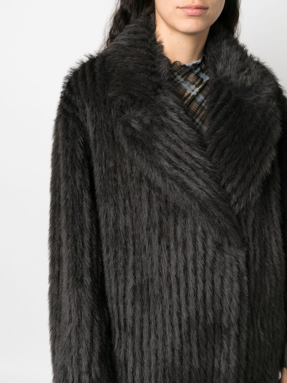 Genevieve double-breasted faux-fur coat - 5