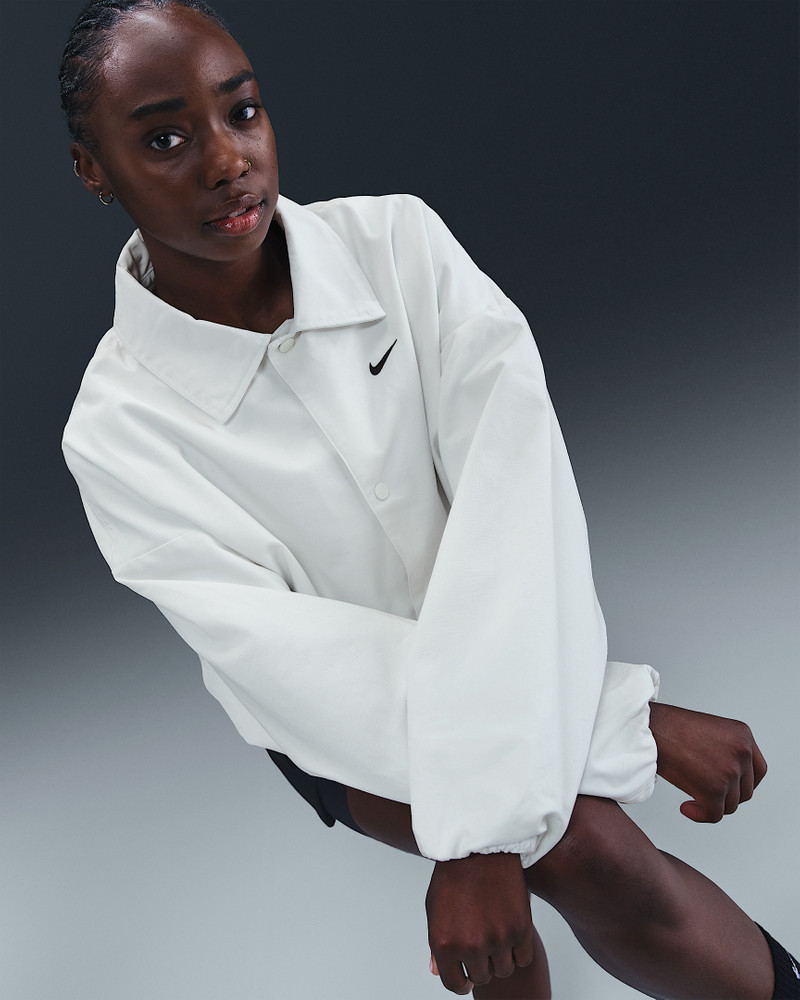 Nike Sportswear Women's Oversized Woven Jacket 3