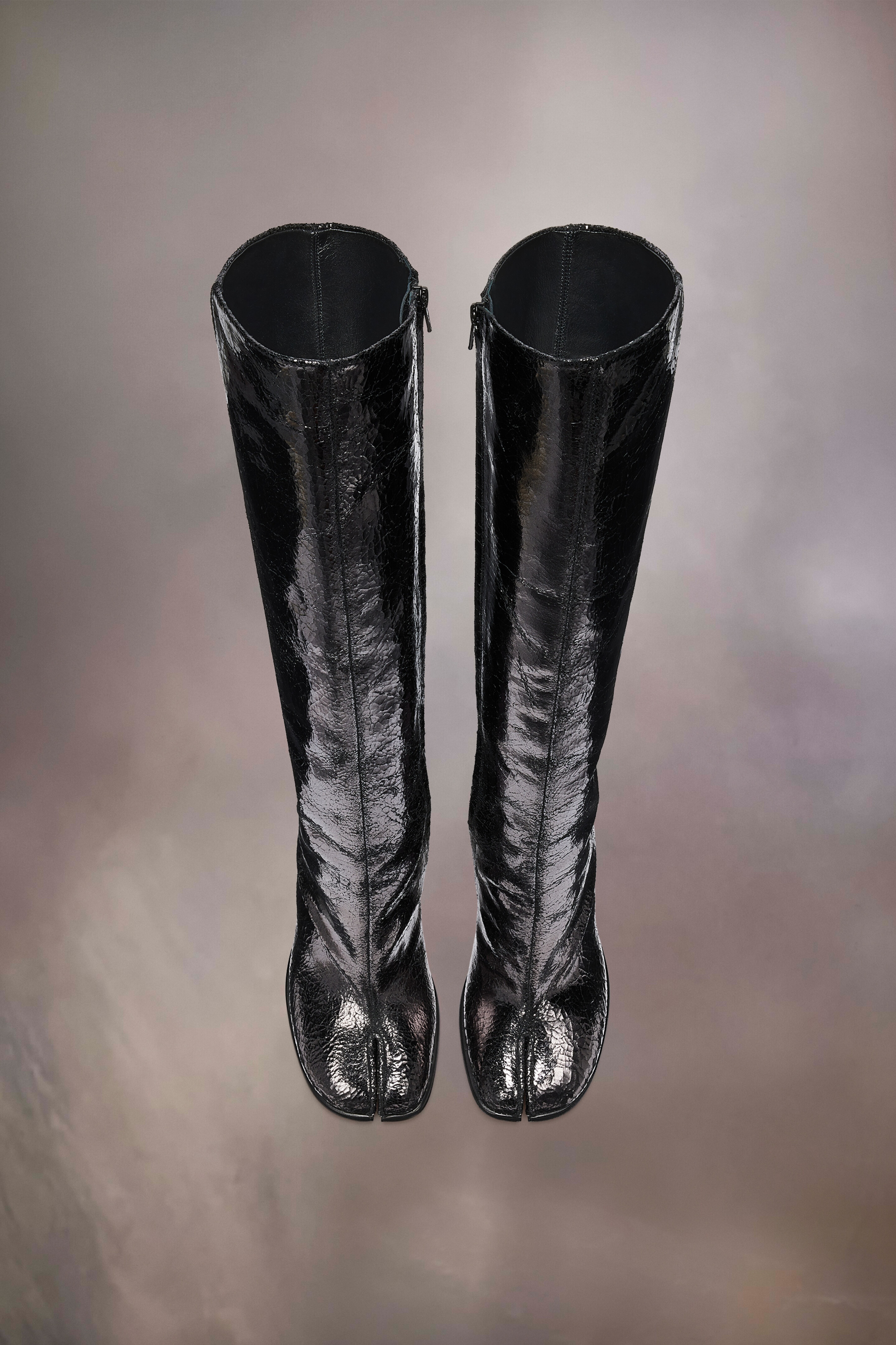 Martin Margiela - Tabi , 侘寂　/退廃, MAISON MARGIELA | TABI BROKEN MIRROR BOOTS