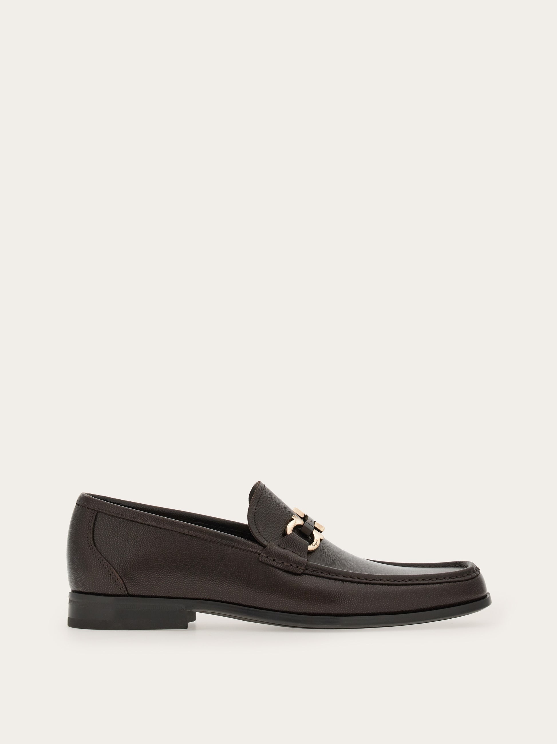 FERRAGAMO Moccasin with Gancini ornament | REVERSIBLE 