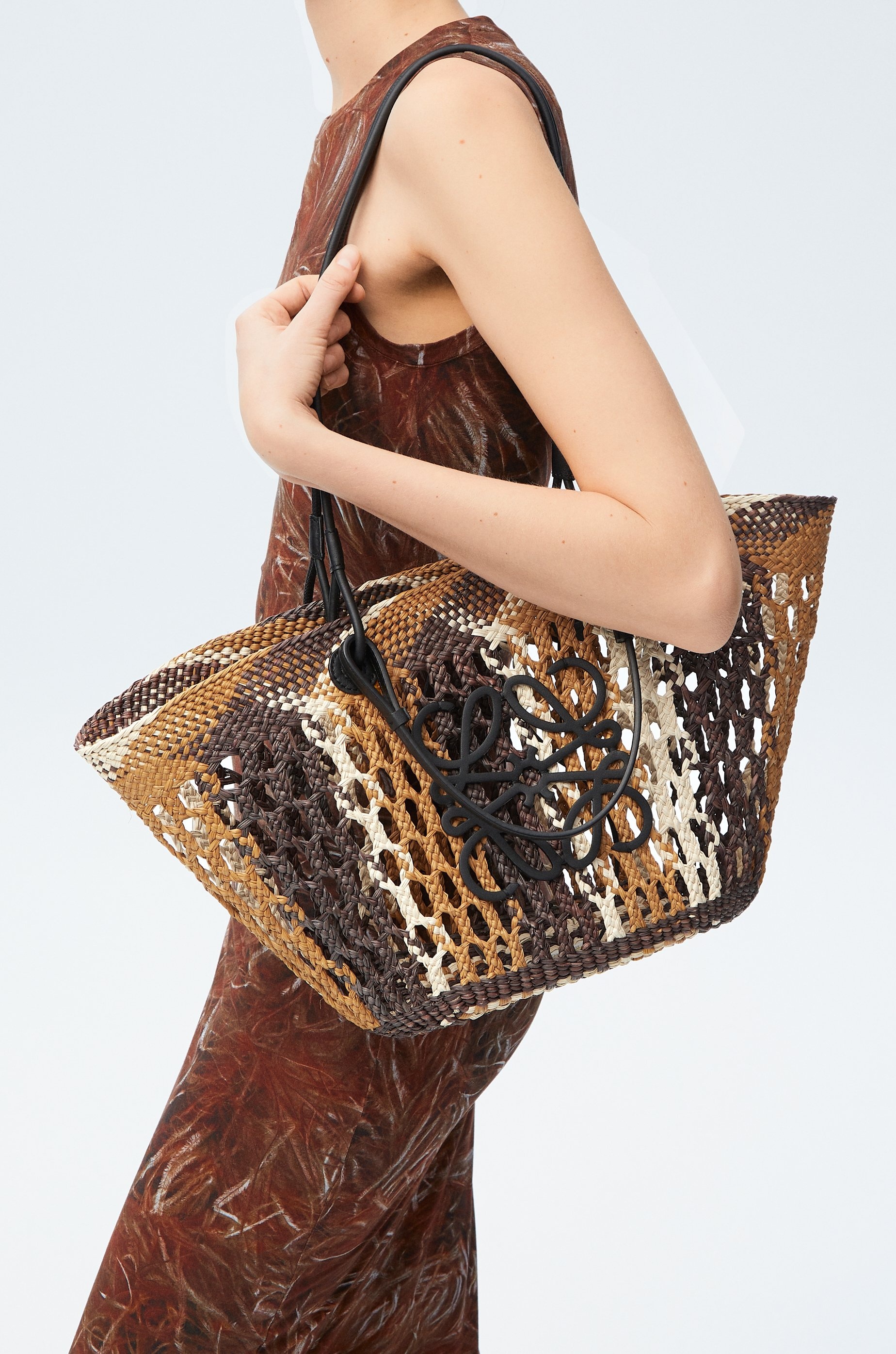 Medium Anagram basket in iraca palm and calfskin - 3