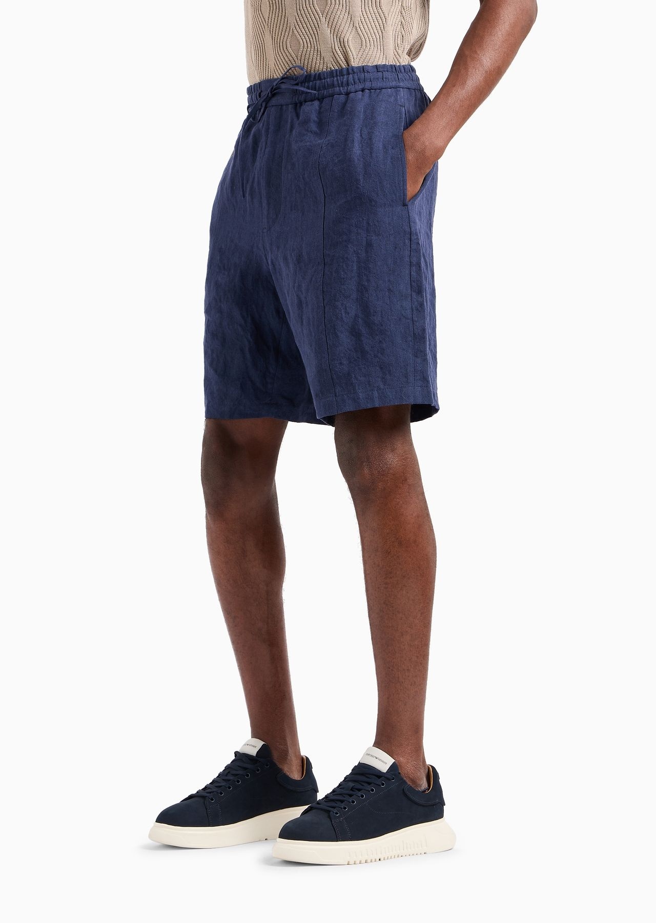 Faded linen with a crêpe texture drawstring board shorts with drawstring - 2