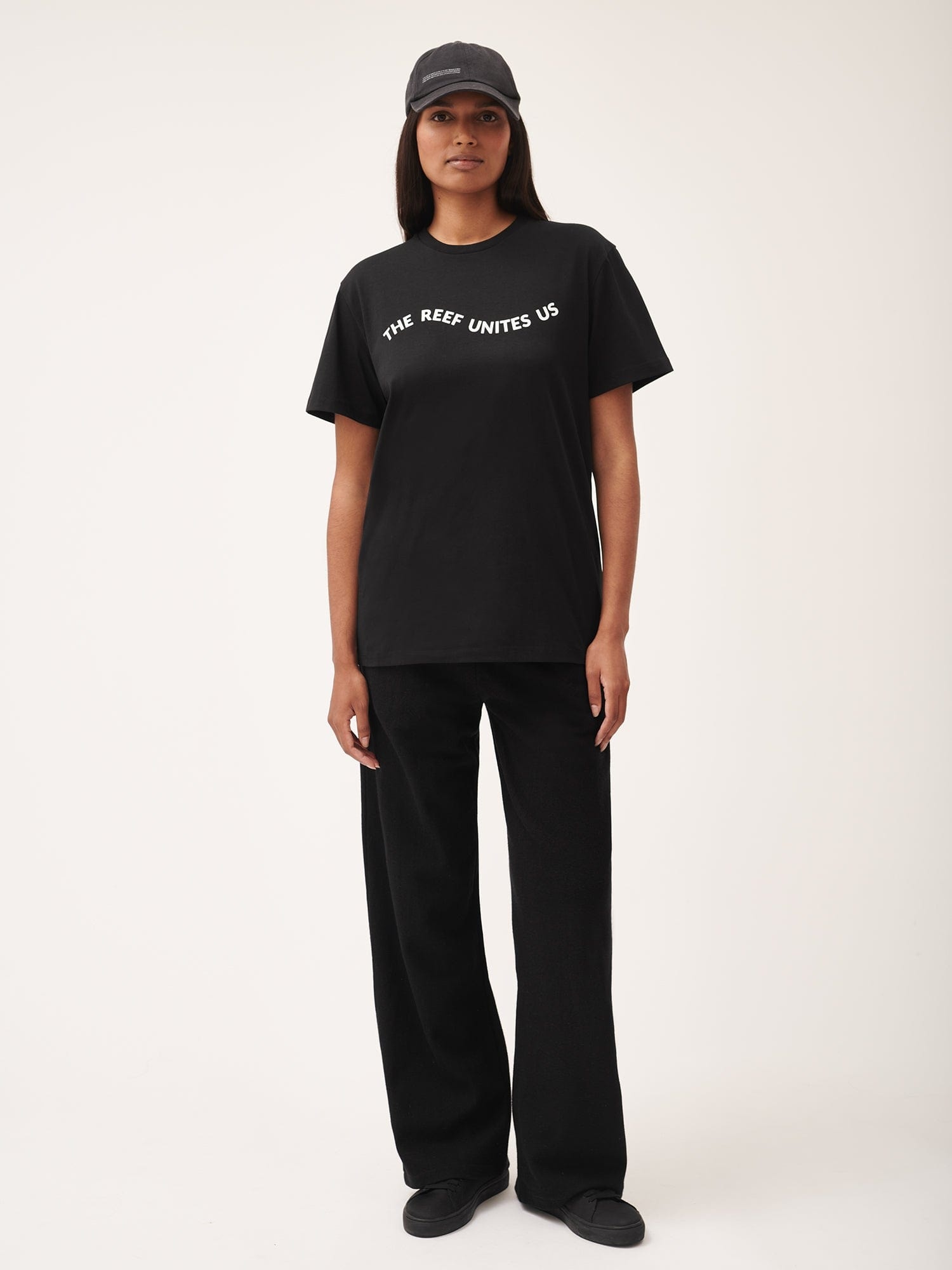 Womens Coral Gardeners Midweight T-Shirt - Black - 4