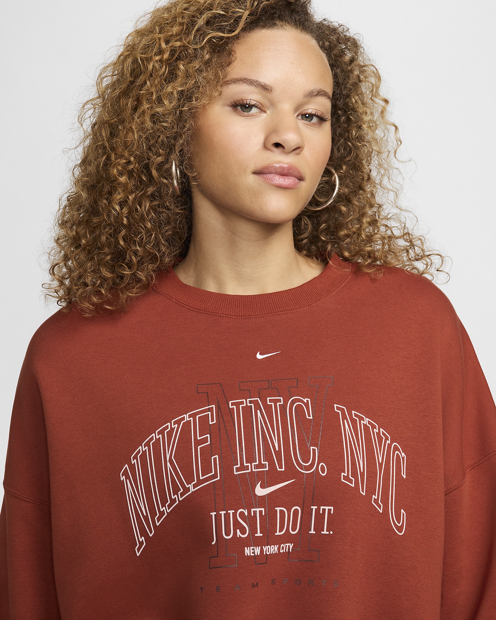 Nike Sportswear Phoenix Fleece Women's Over-Oversized Crew-Neck Graphic Sweatshirt - 3