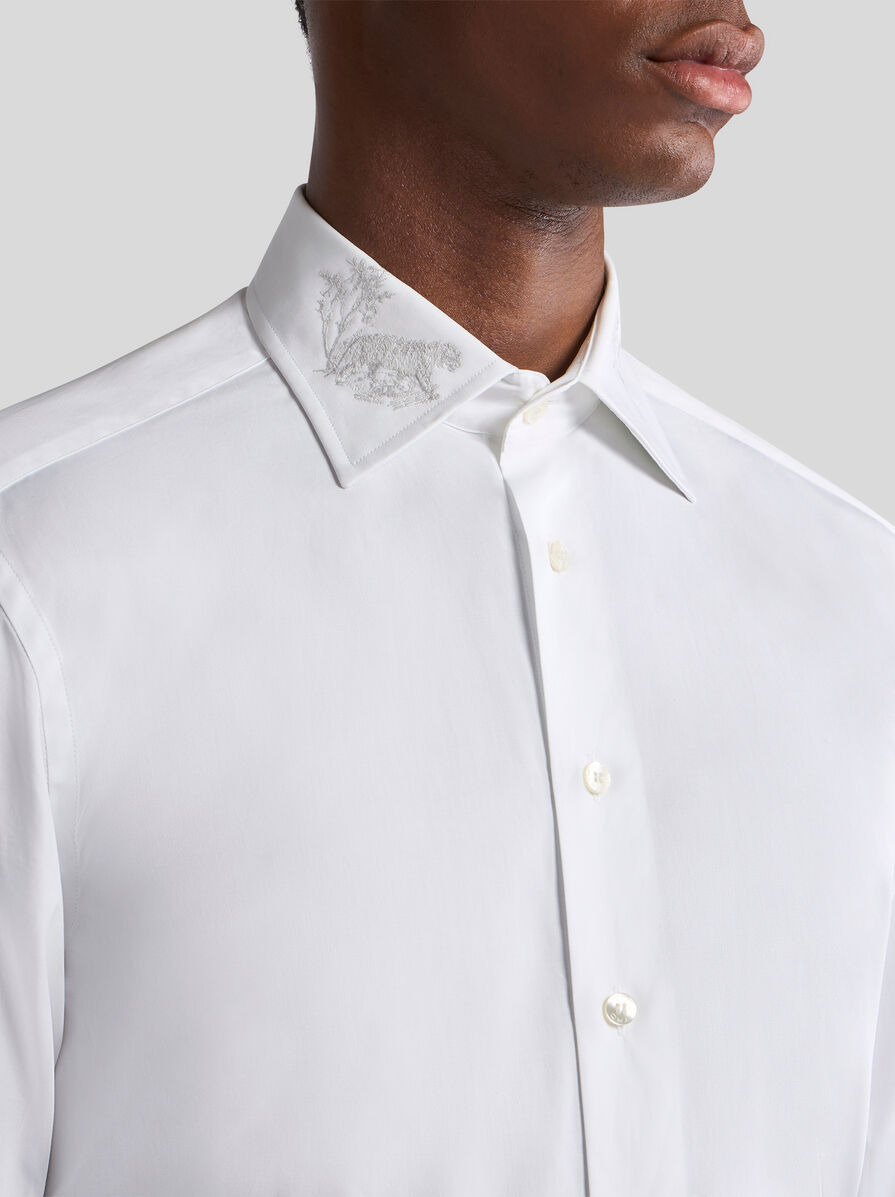 SHIRT WITH EMBROIDERED DETAILS - 3