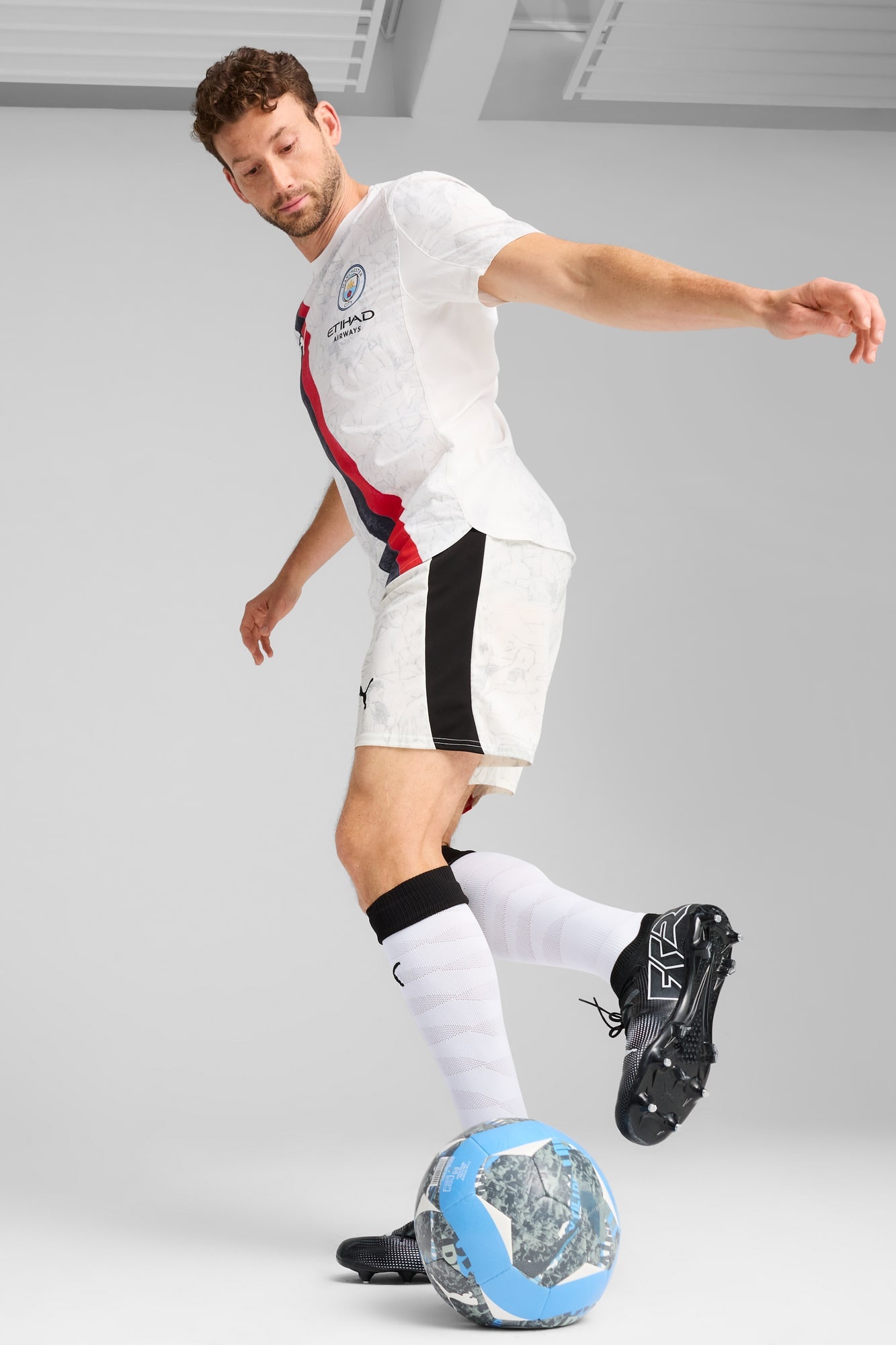 KIDSUPER x MANCHESTER CITY Shorts Men - 5