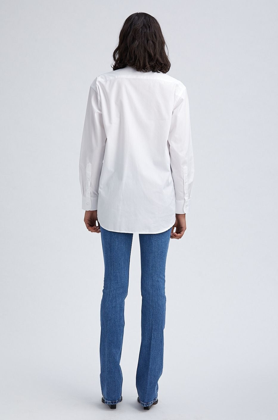 WHITE SLIM FIT BUTTON DOWN WITH POCKET - 3