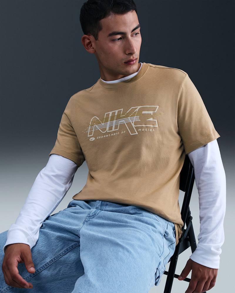 Nike Sportswear Men's T-Shirt 3