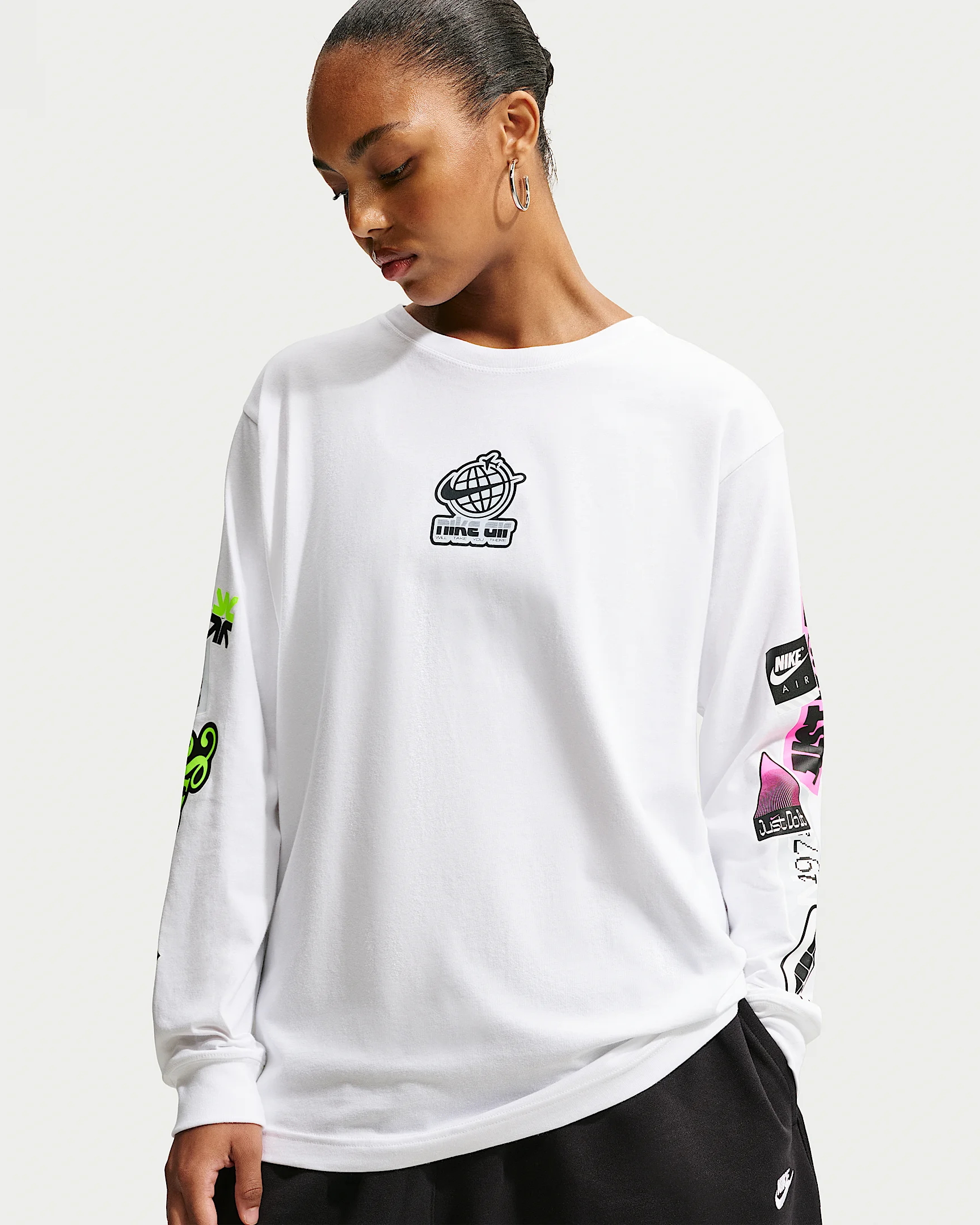 Nike Sportswear Classic Women's Oversized Long-Sleeve T-Shirt - 1