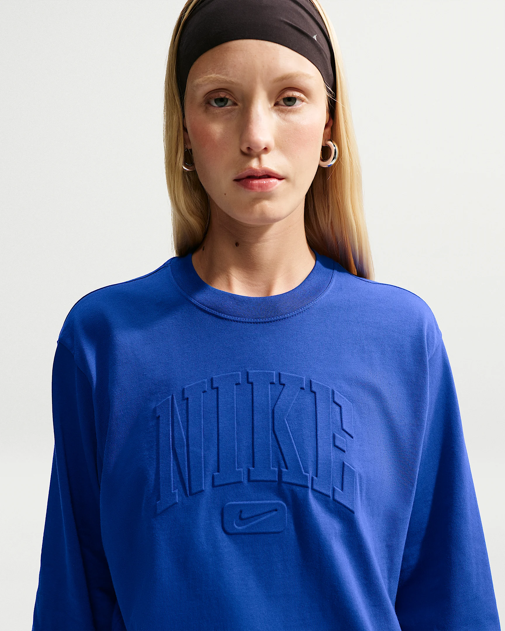 Nike Sportswear Classic Women's Loose Long-Sleeve T-Shirt - 1