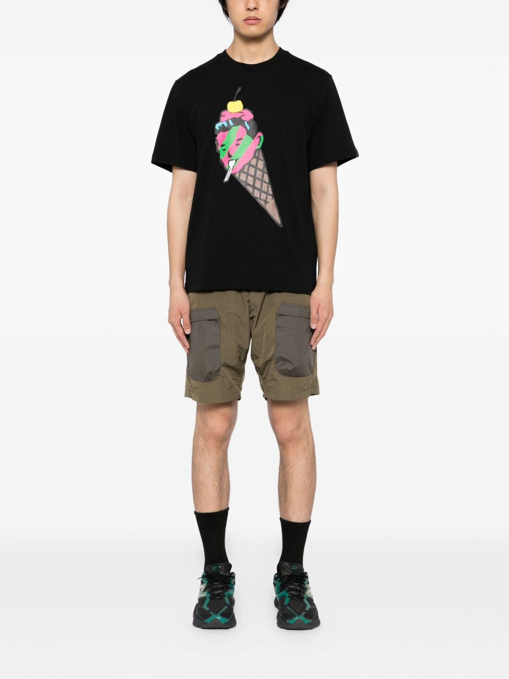 graphic-print T-shirt - 2