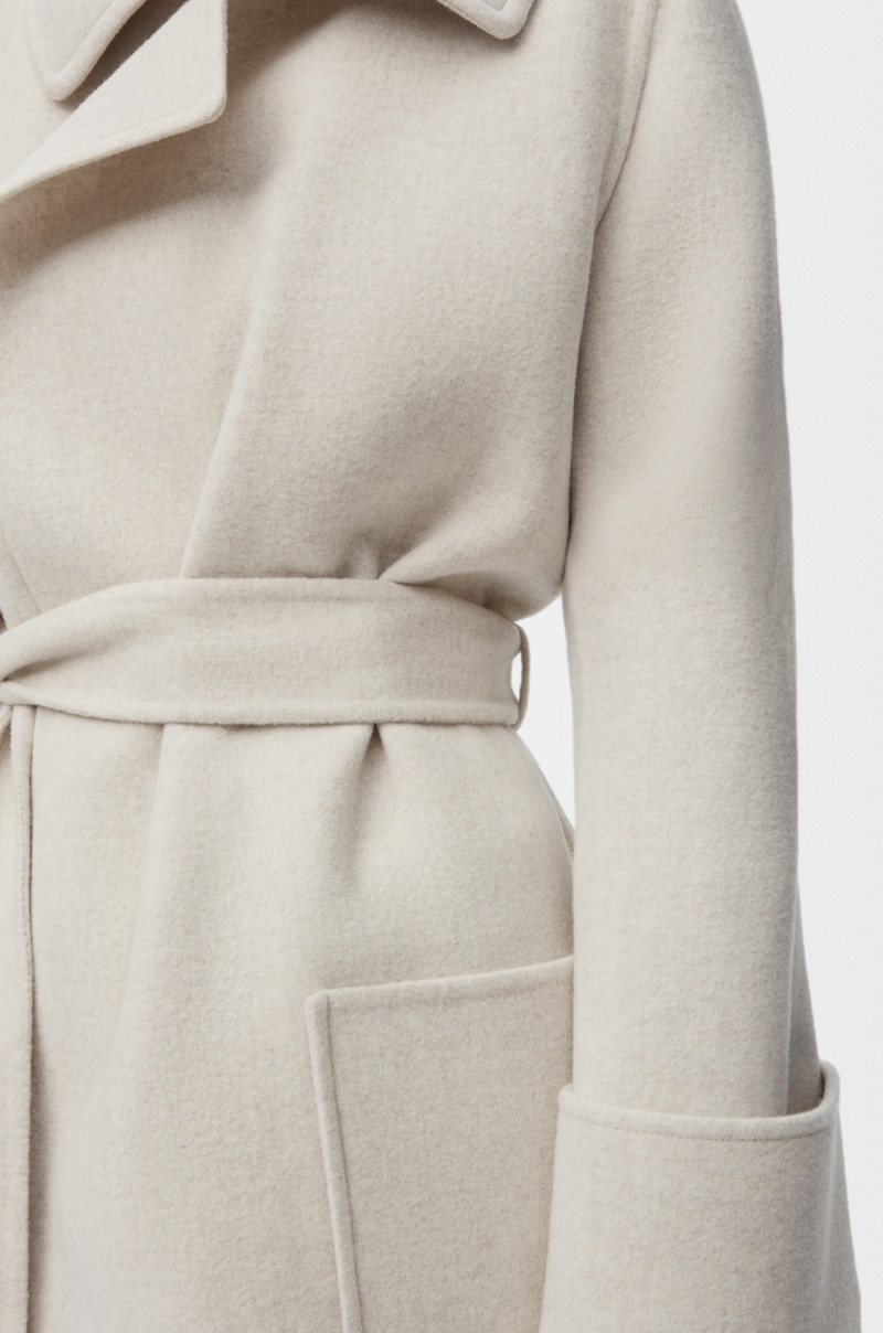 Belted coat in cashmere 5