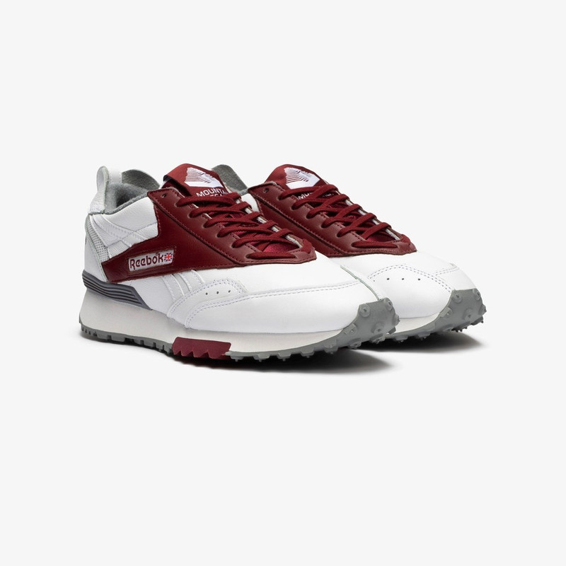 Reebok LX 2200 outlook