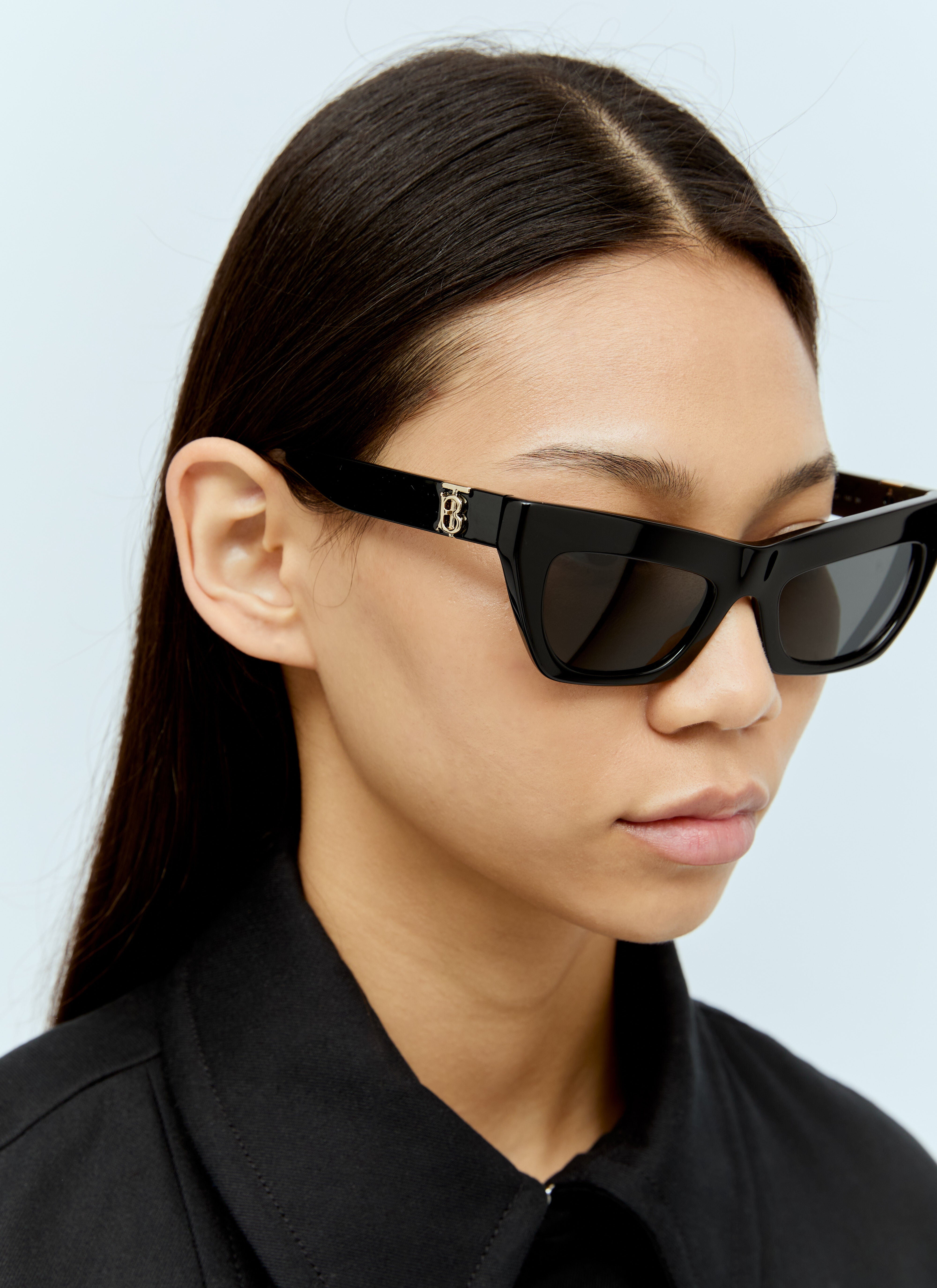 Burberry Burberry Women Cat-Eye Sunglasses | luosophy  display picture 1