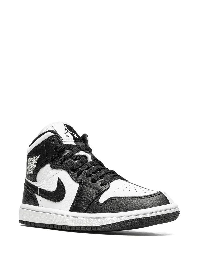 Jordan Air Jordan 1 Mid SE "Split Black White" sneakers outlook