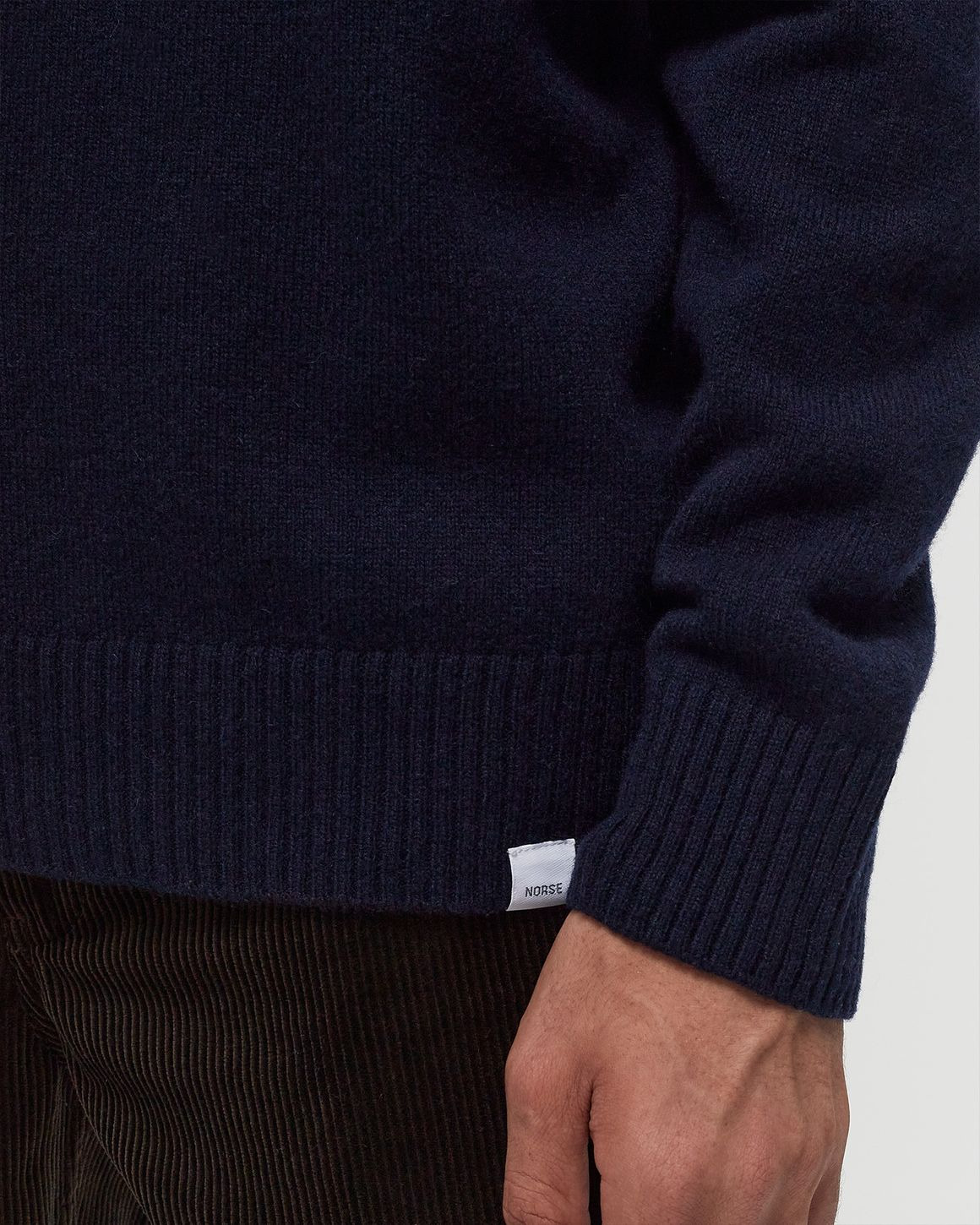 Standard Merino Lambswool Sweater - 4
