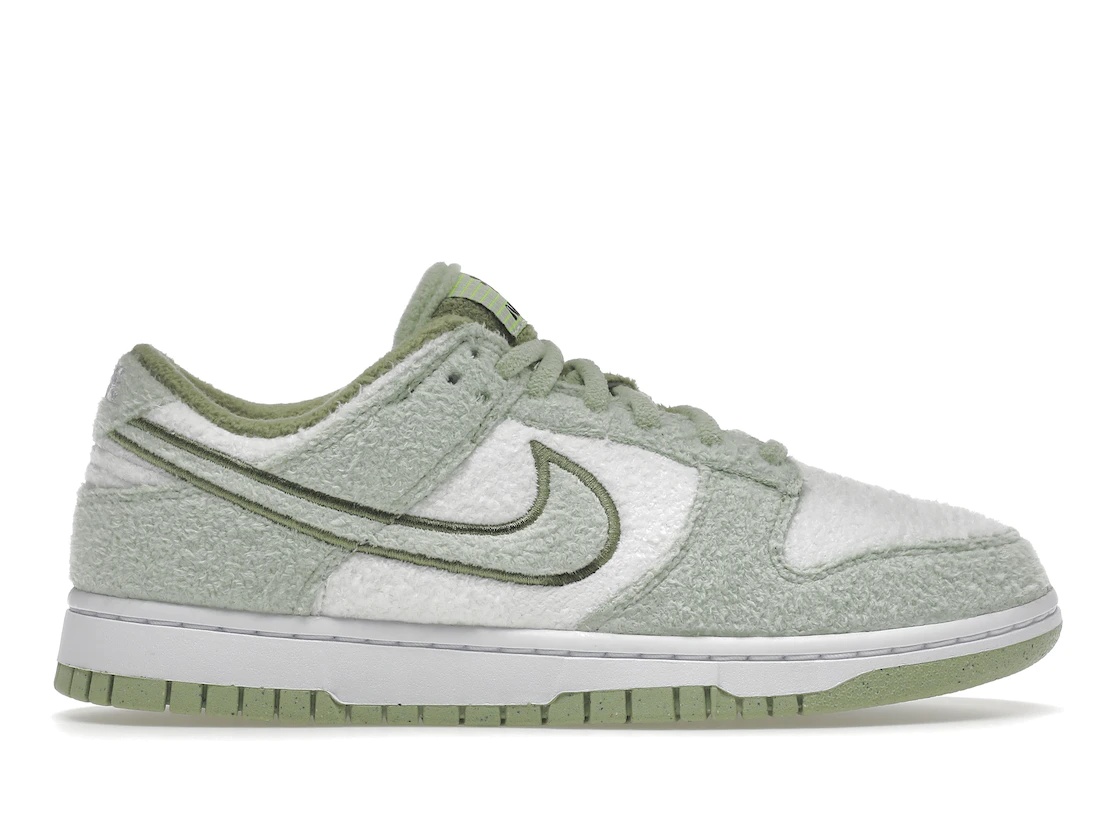 Nike Dunk Low SE Fleece Pack Honeydew (W) - 1