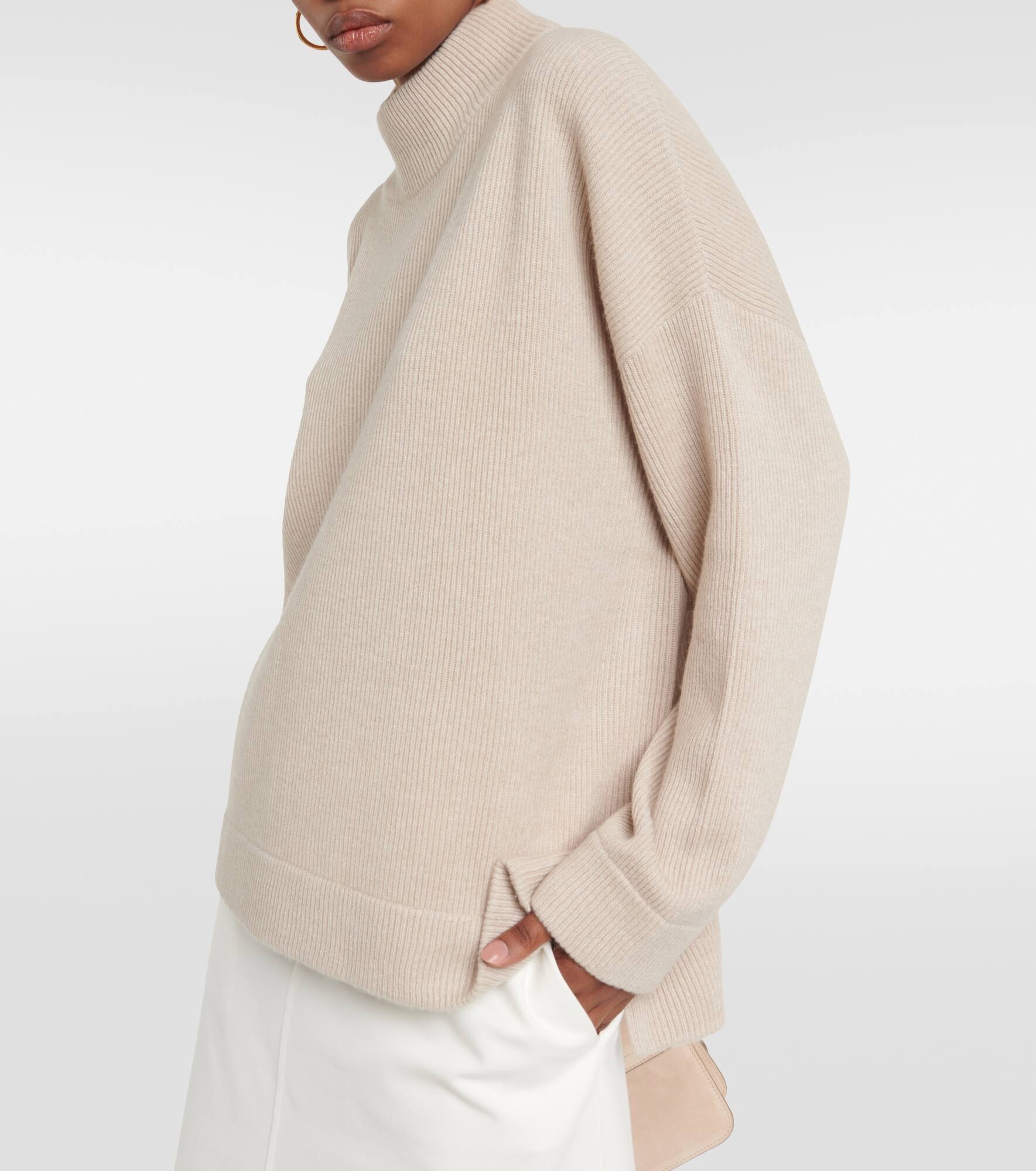 Cashmere sweater - 4